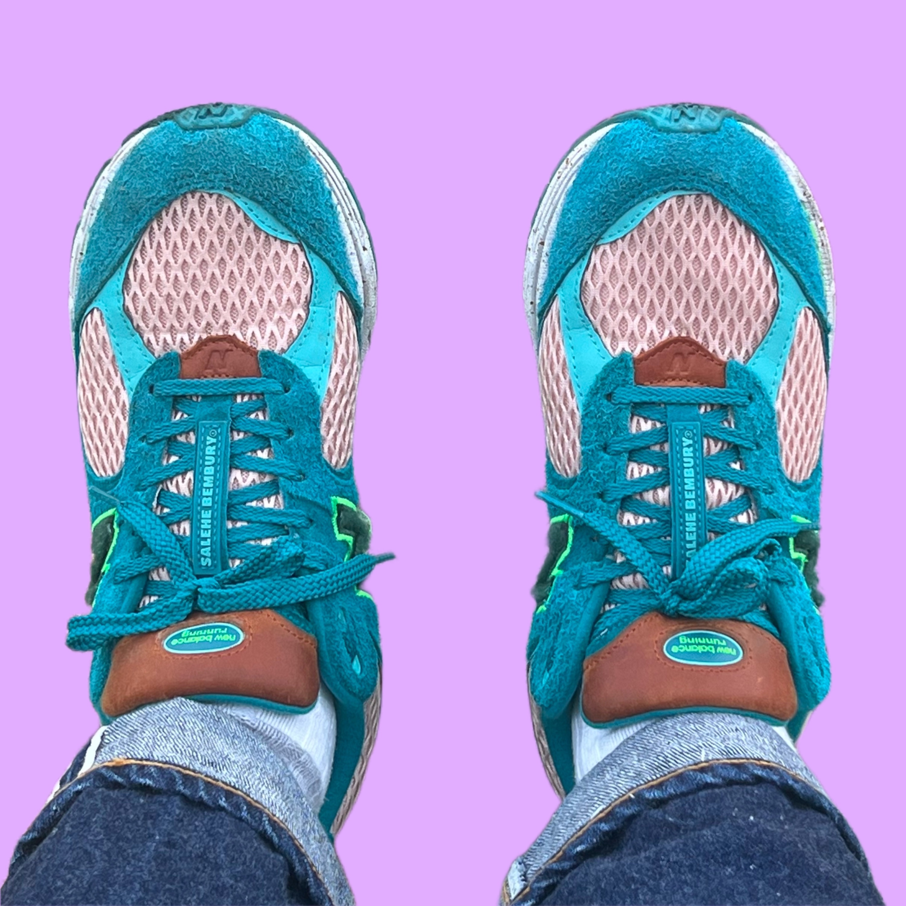 New Balance x Salehe Bembury 2002R Water Be The Guide 착용 스타일