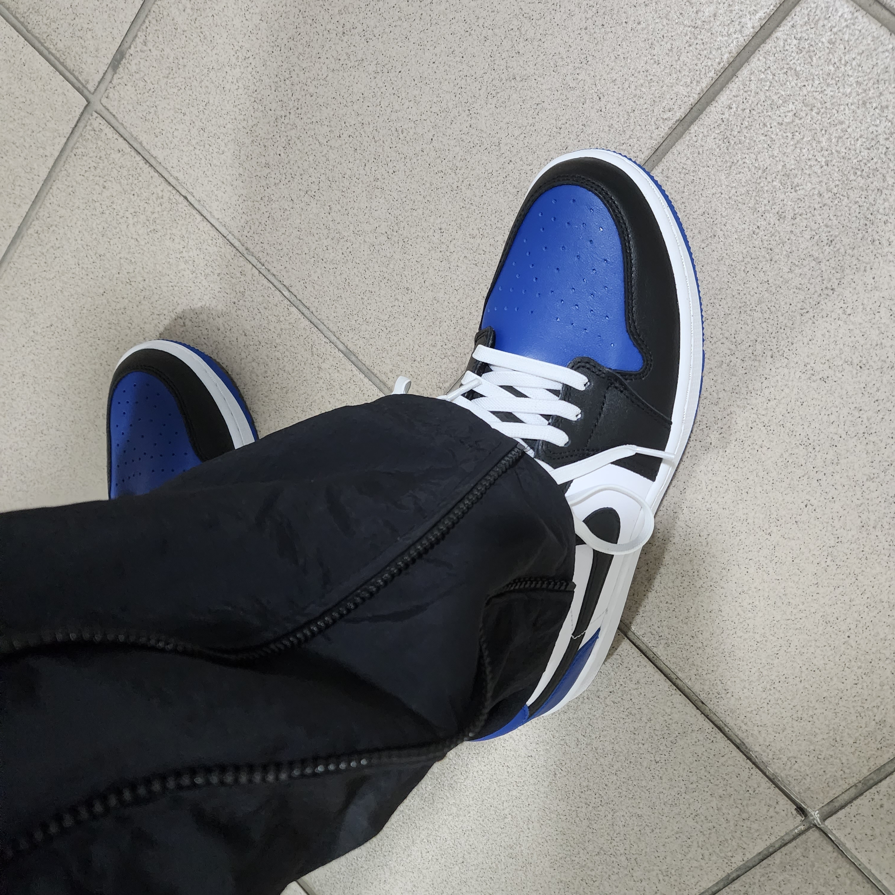 Jordan 1 Low Golf Sport Royal 착용 스타일 - 1