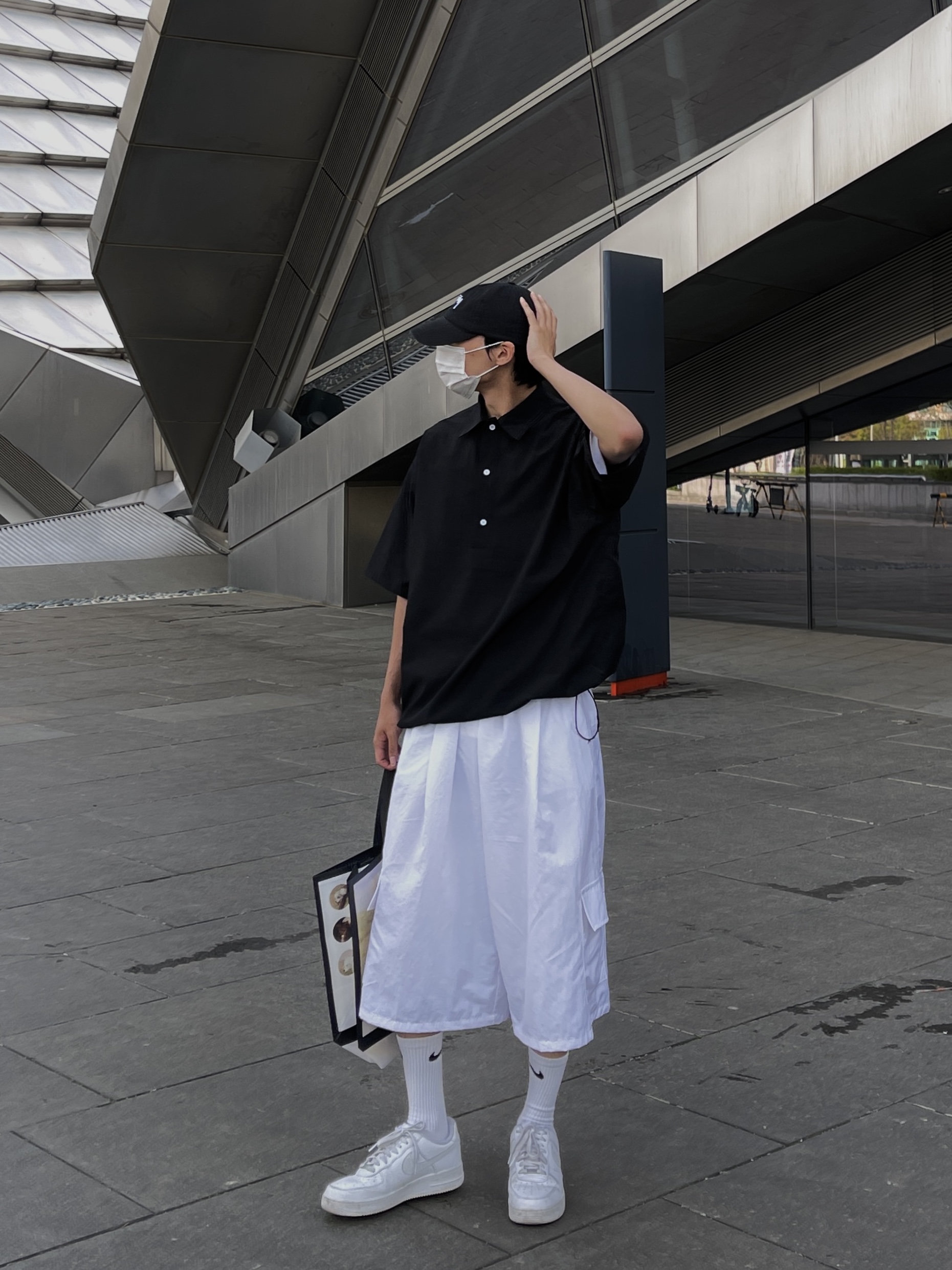 Stussy Stock Low Pro Cap Black, Nike Air Force 1 '07 Low White 착용 스타일 - 2