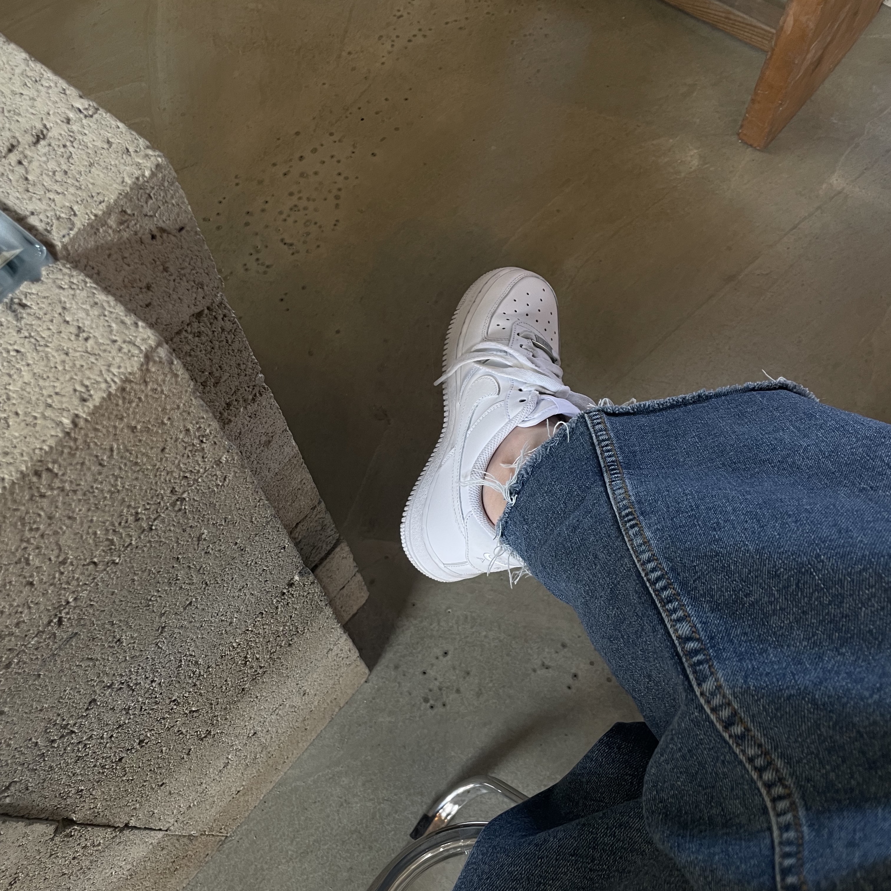 (W) Nike Air Force 1 '07 Low White 착용 스타일 - 2