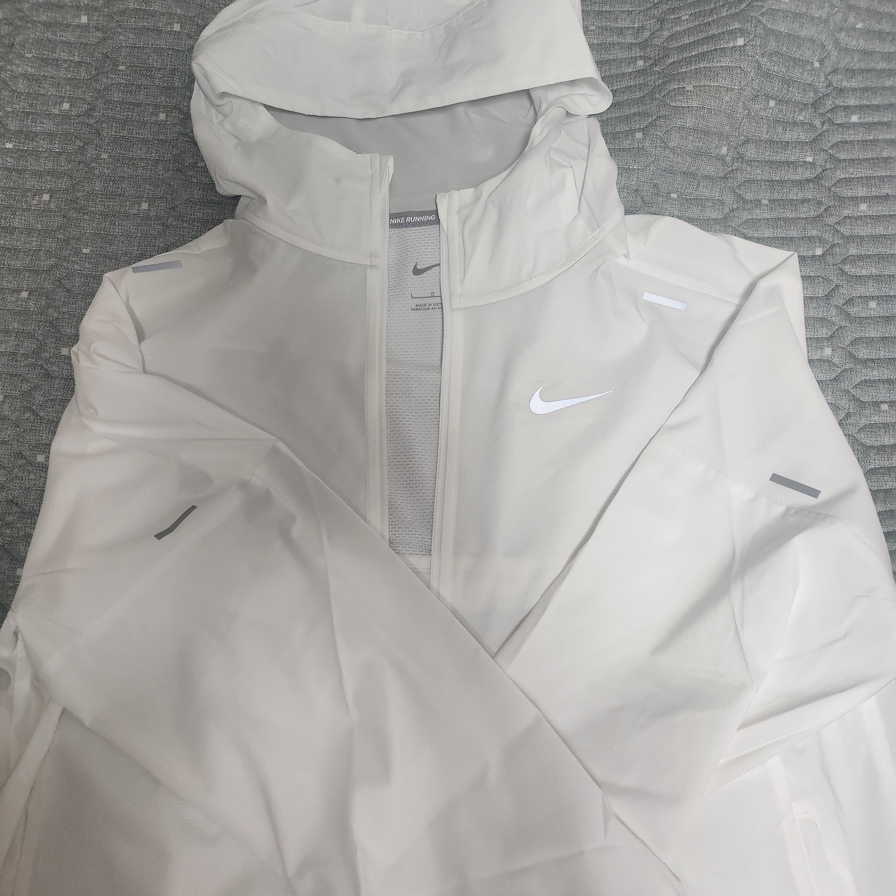 Nike Windrunner Running Jacket White - Asia 착용 스타일