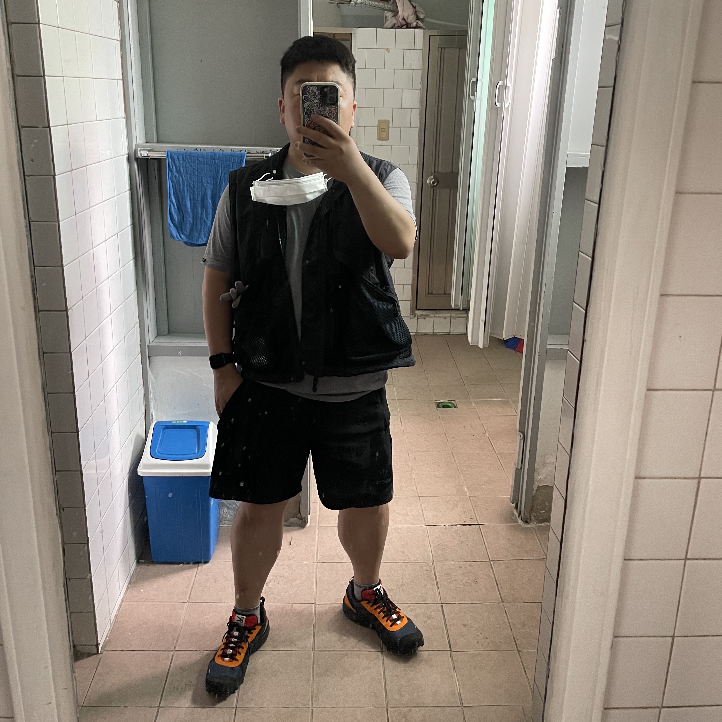 Nike ACG Utility Vest Anthracite Black - Asia 착용 스타일