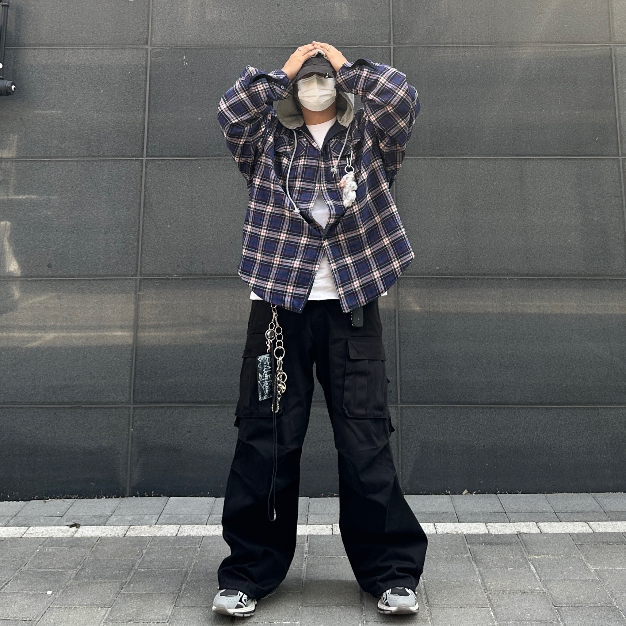 Balenciaga X-Pander Sneakers Grey Black White, Project G/R Reversible Hoodie Check Shirts Navy 착용 스타일 - 1