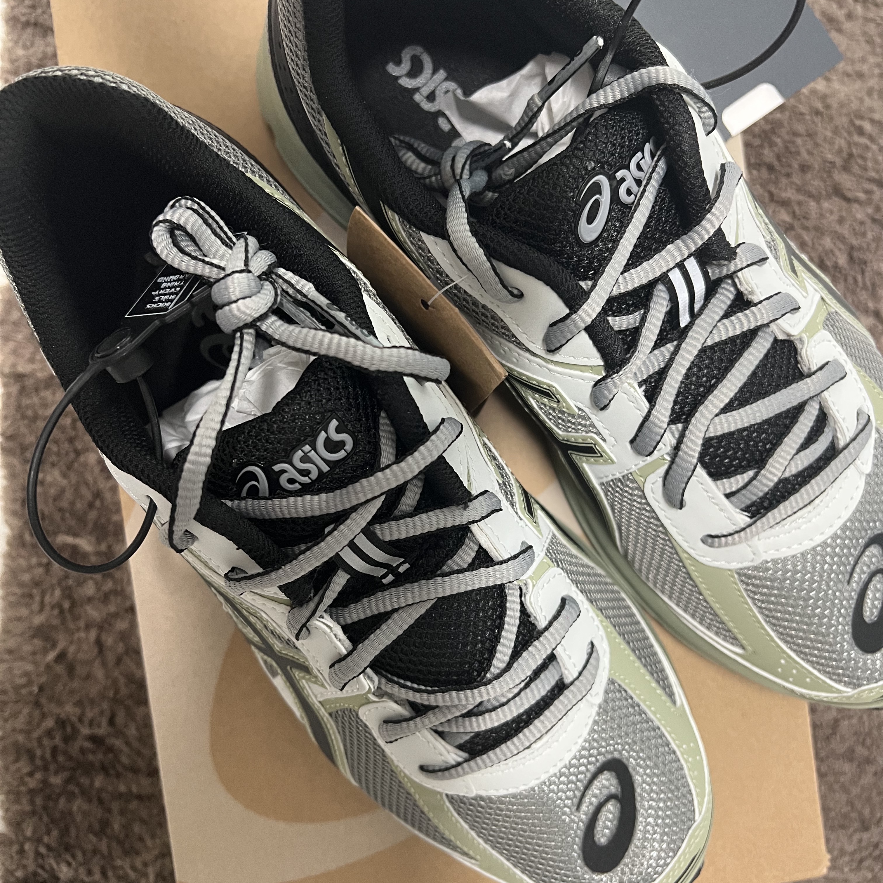 Asics Jog 100 S Sheet Rock - 2E Wide 착용 스타일