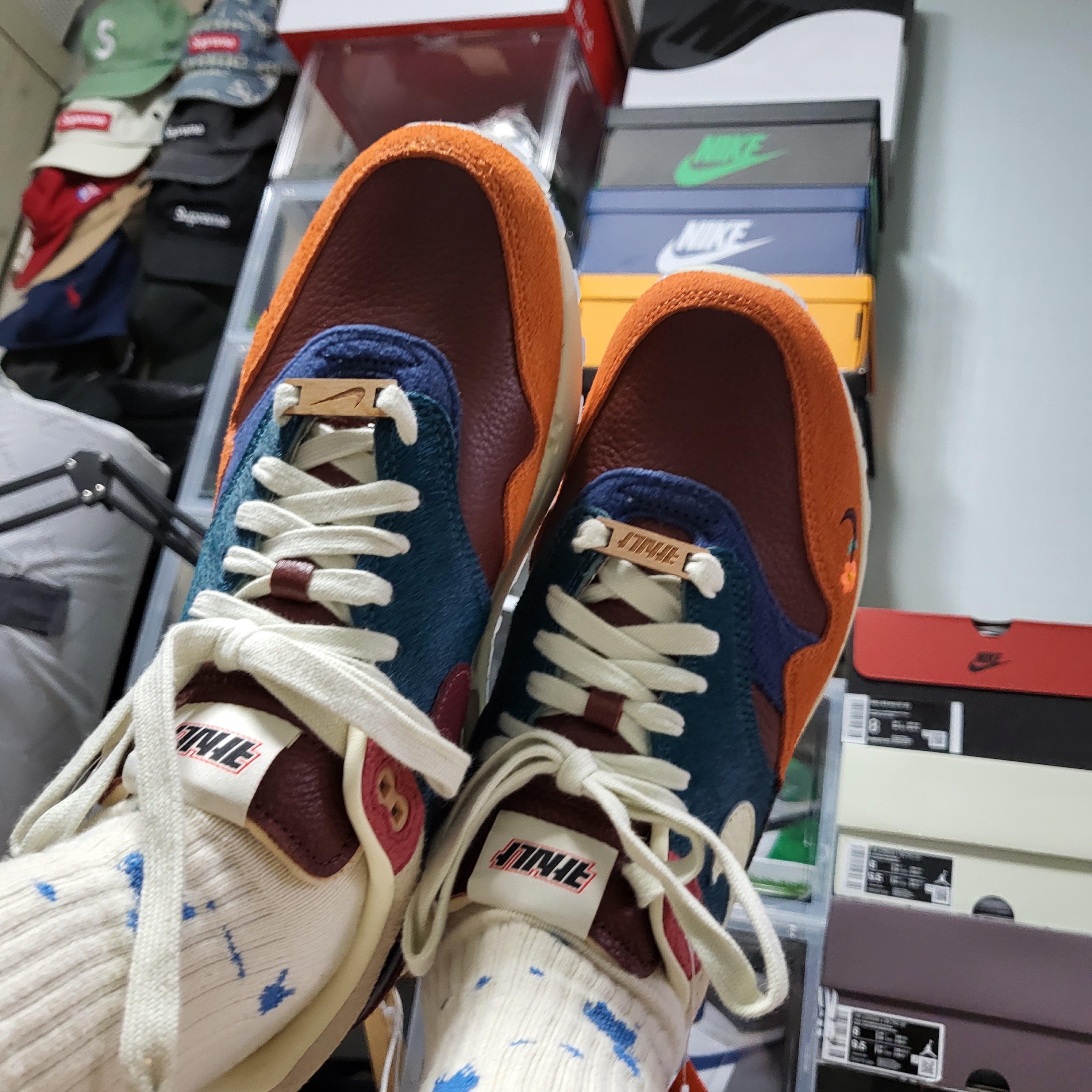 Nike x Kasina Air Max 1 SP Won-Ang Orange (With Special Gift) 착용 스타일 - 5