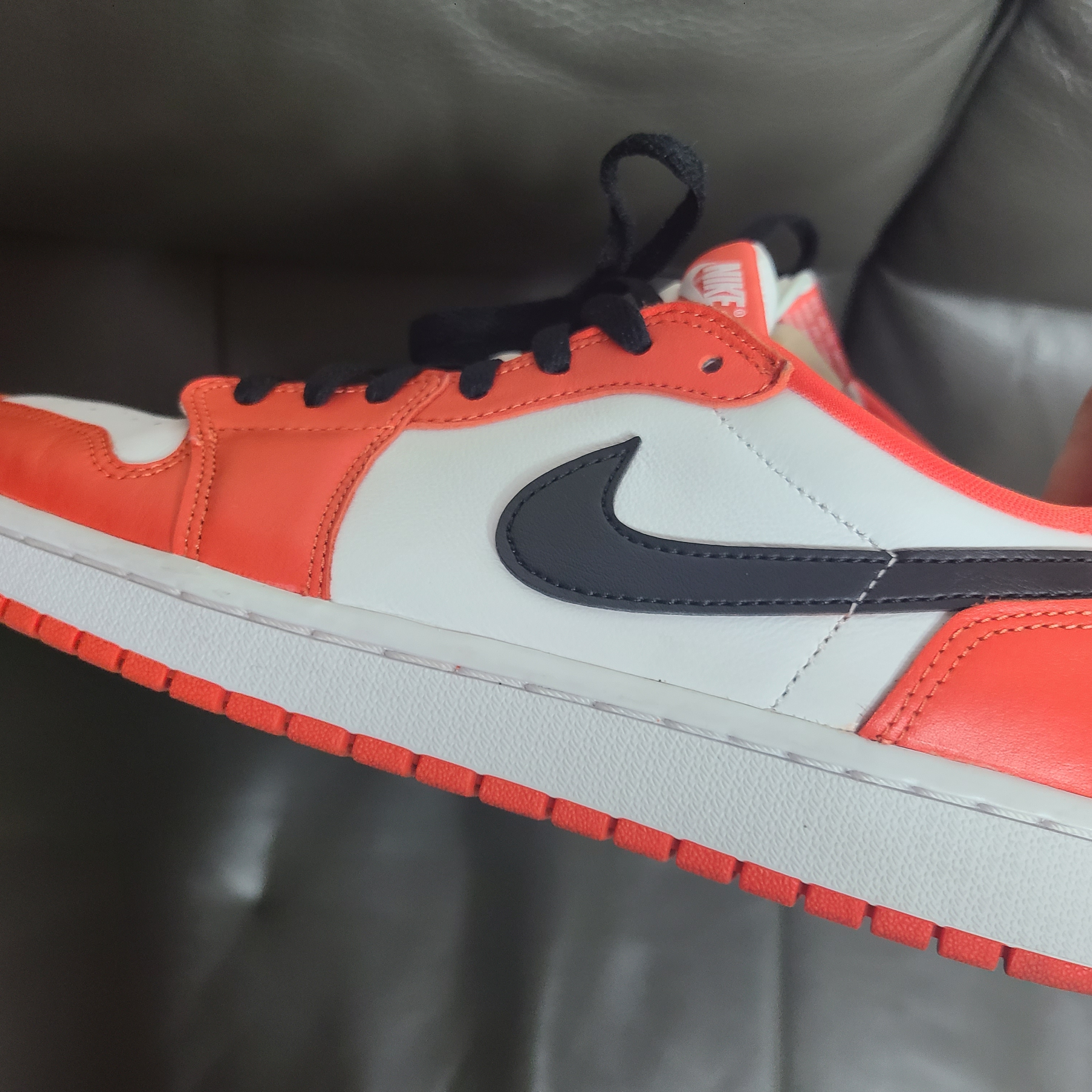 Jordan 1 Low OG Starfish 착용 스타일