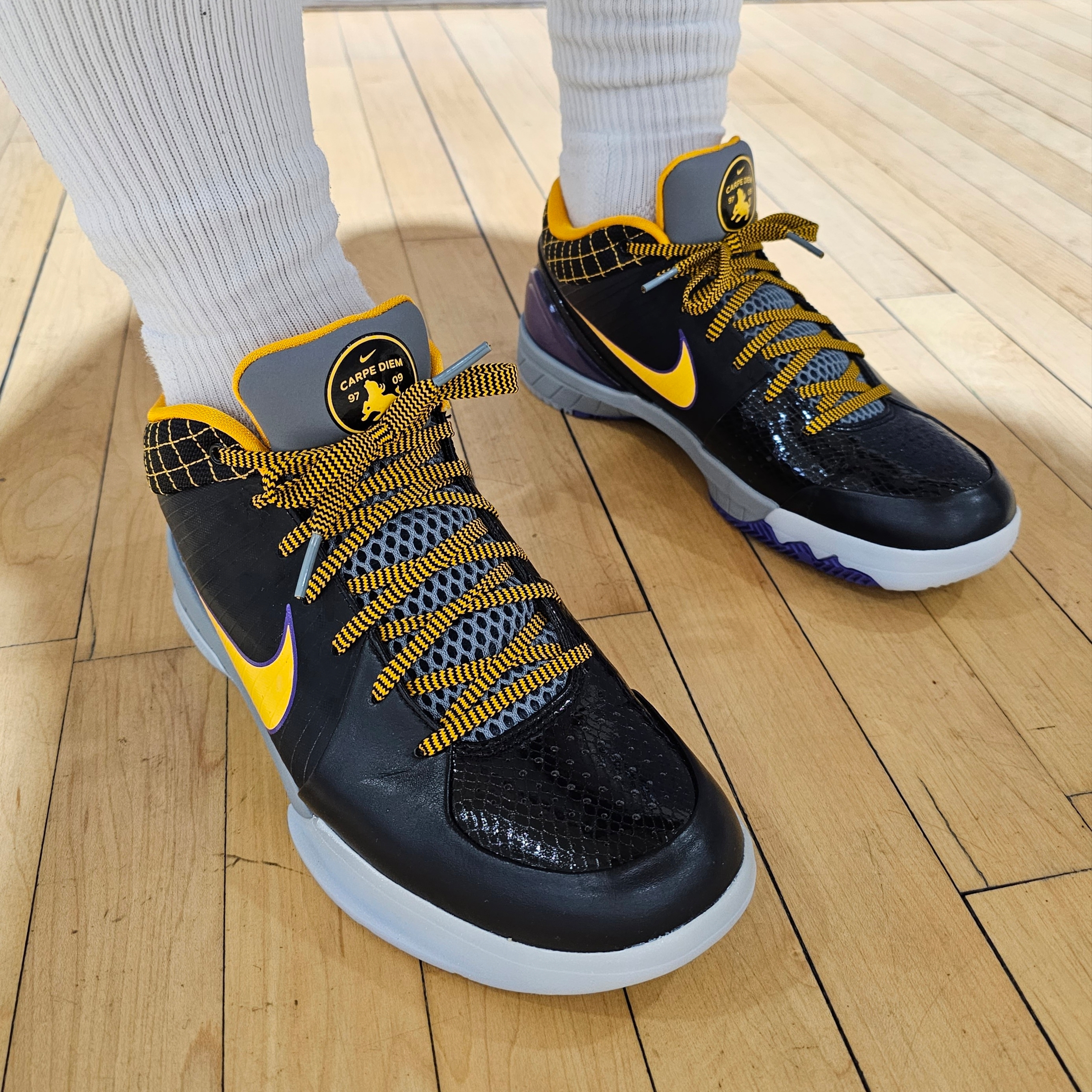 Nike Kobe 4 Protro Carpe Diem 착용 스타일 - 1