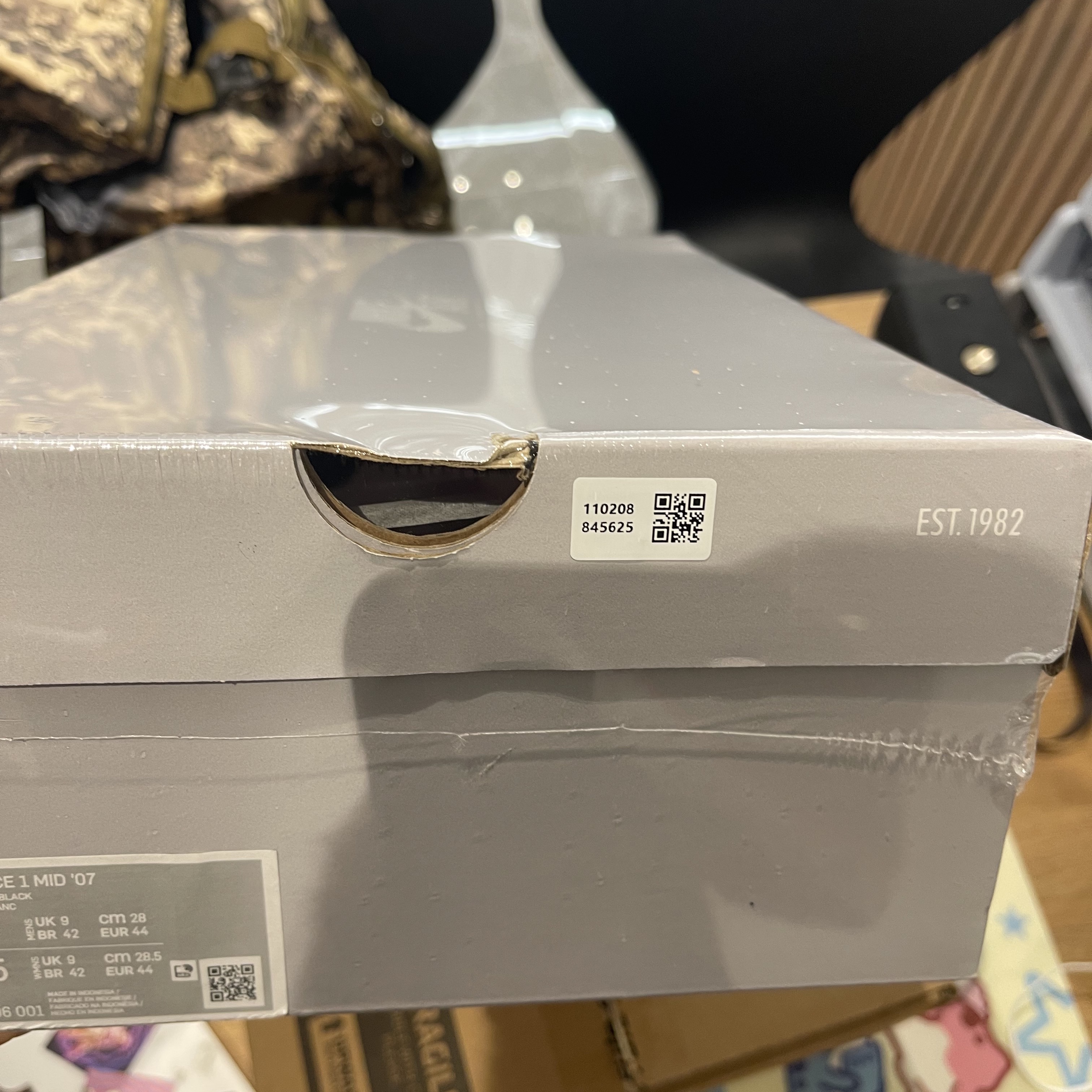 Nike Air Force 1 Mid '07 Black White 착용 스타일 - 5