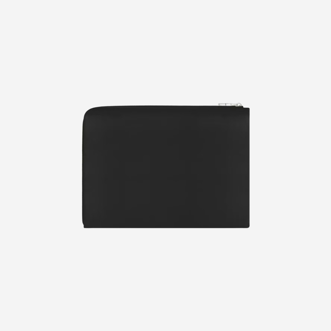 Givenchy Large Givenchy Pouch in Leather Black 상세 이미지 2