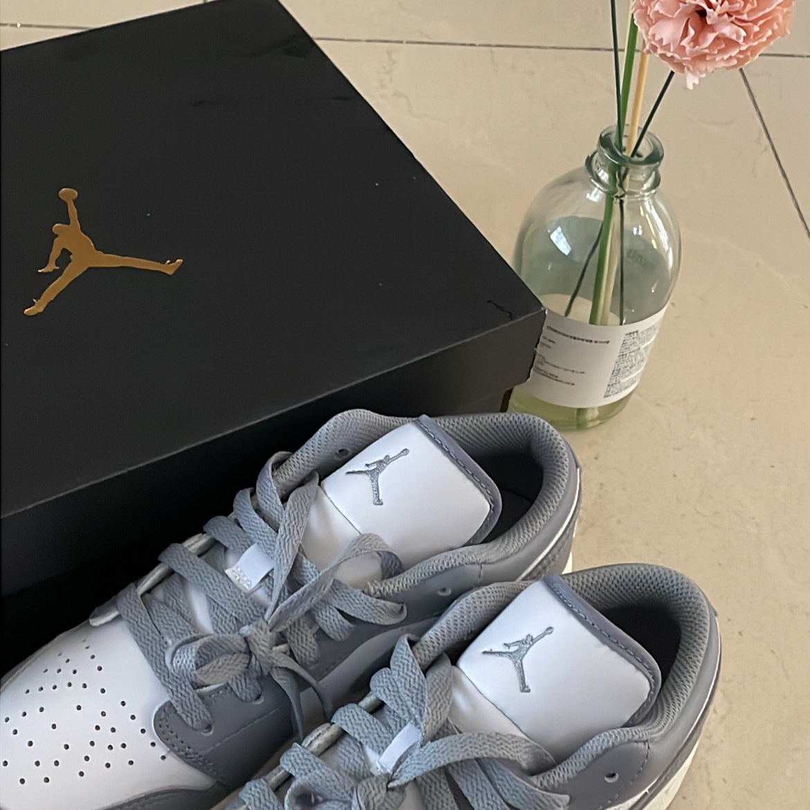 (GS) Jordan 1 Low Stealth and White 착용 스타일