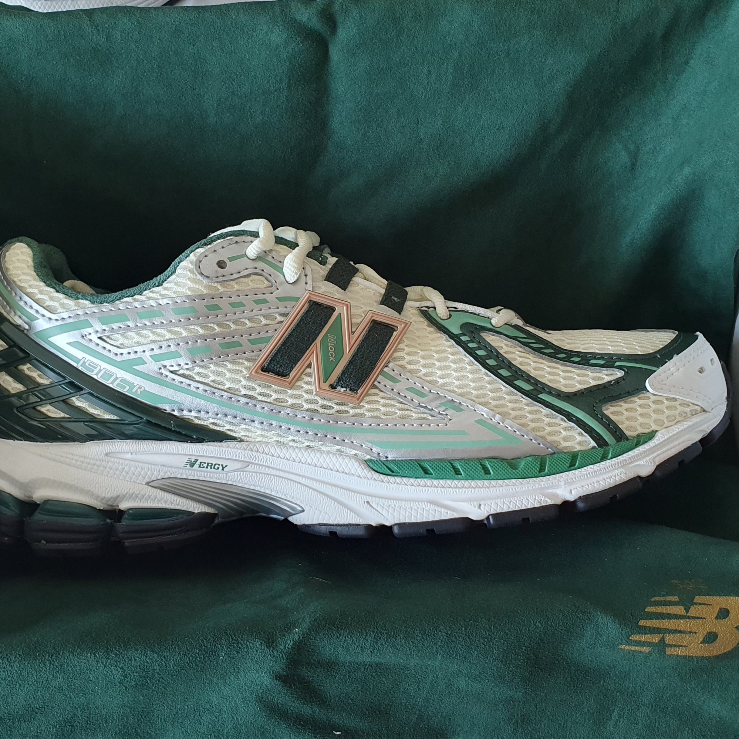New Balance x Aime Leon Dore 1906R Jade 착용 스타일