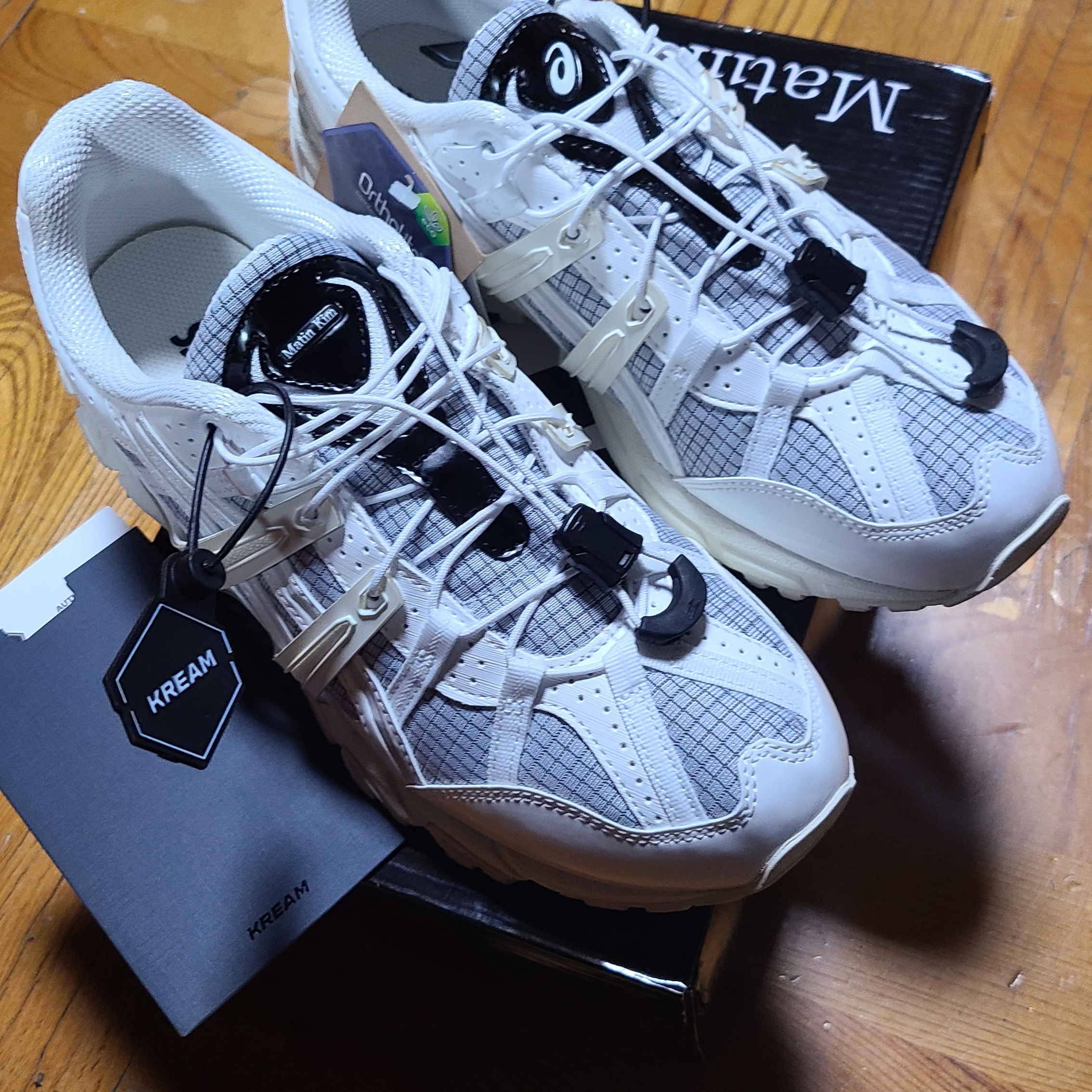 (W) Asics x Matin Kim Gel-Sonoma 15-50 Glacier Grey White 착용 스타일