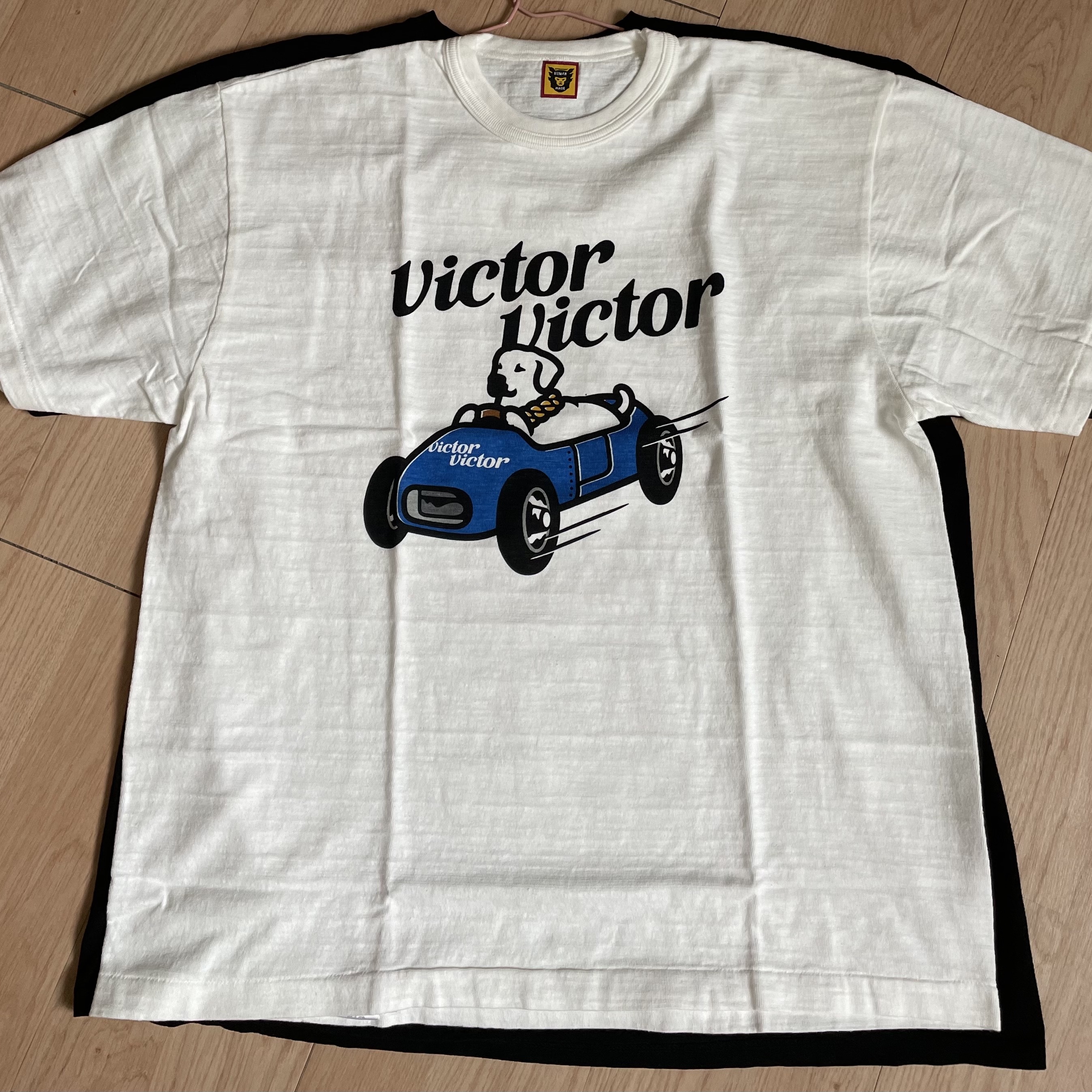 Victor Victor T-Shirt White 착용 스타일