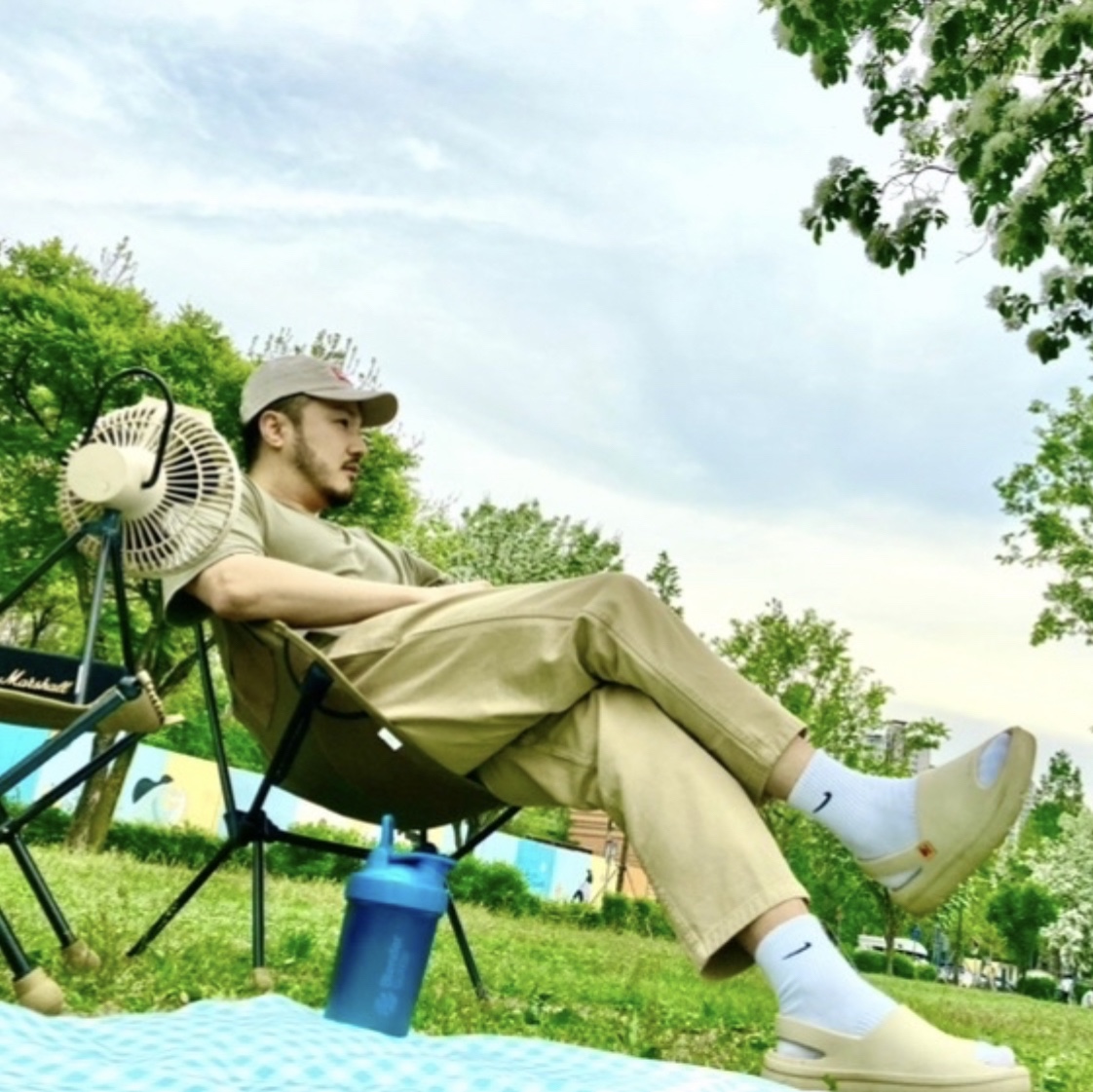 Supreme Lasered Twill Camp Cap Tan - 23SS, Helinox x Neighborhood x Claymore V600 A-Fan Natural - 22SS 착용 스타일