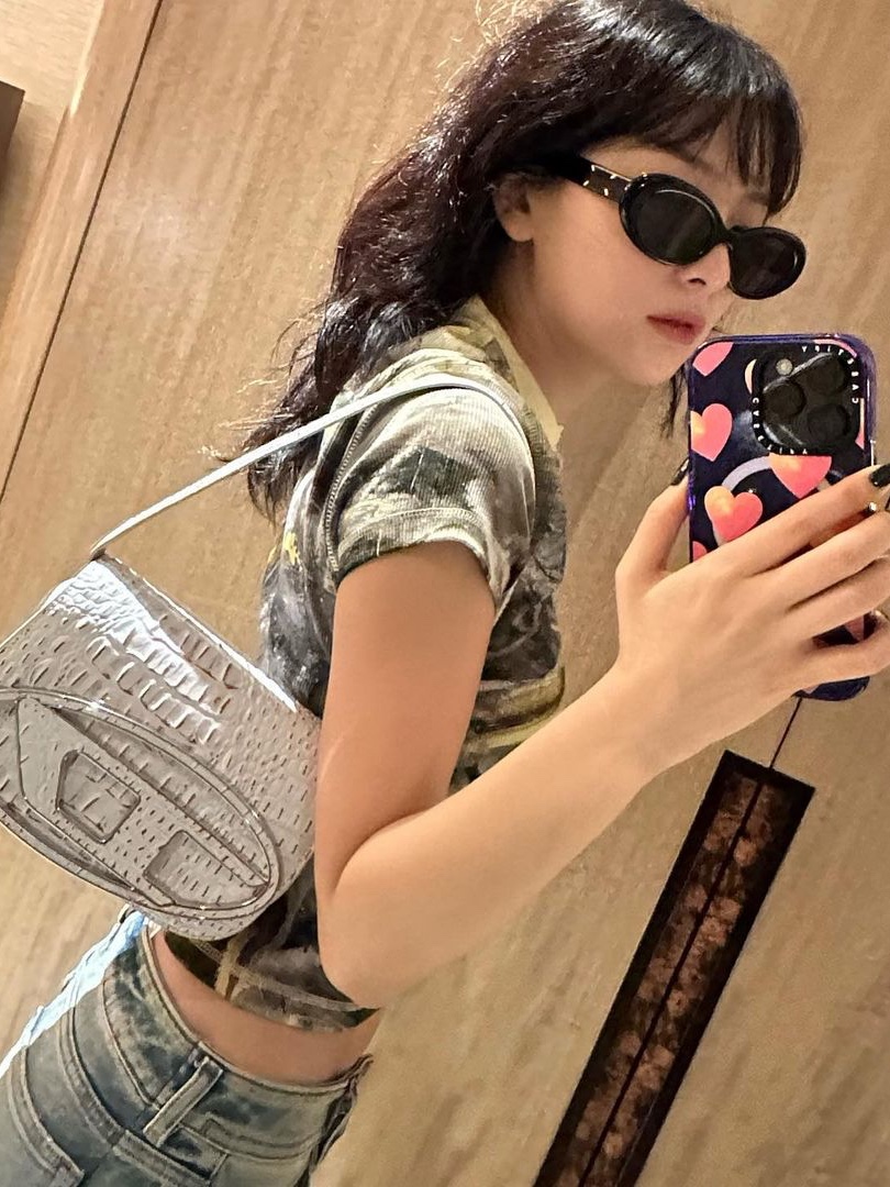 젠틀 몬스터 x 메종 마르지엘라 MM005 블랙 블랙 착용 스타일