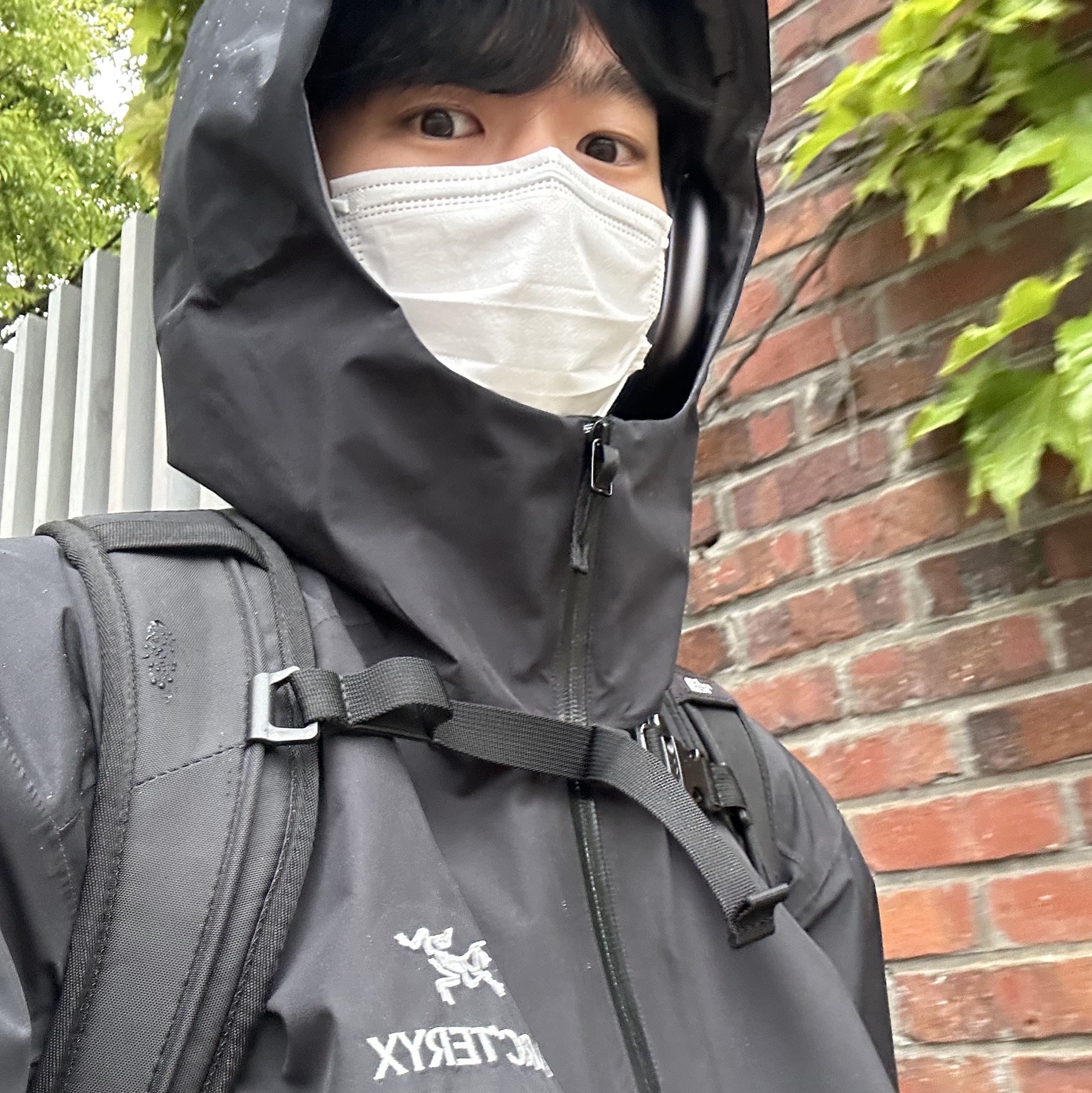 Apple AirPods Max Lightning Space Gray (Korean Ver.), Arc'teryx Zeta SL Jacket Black 착용 스타일