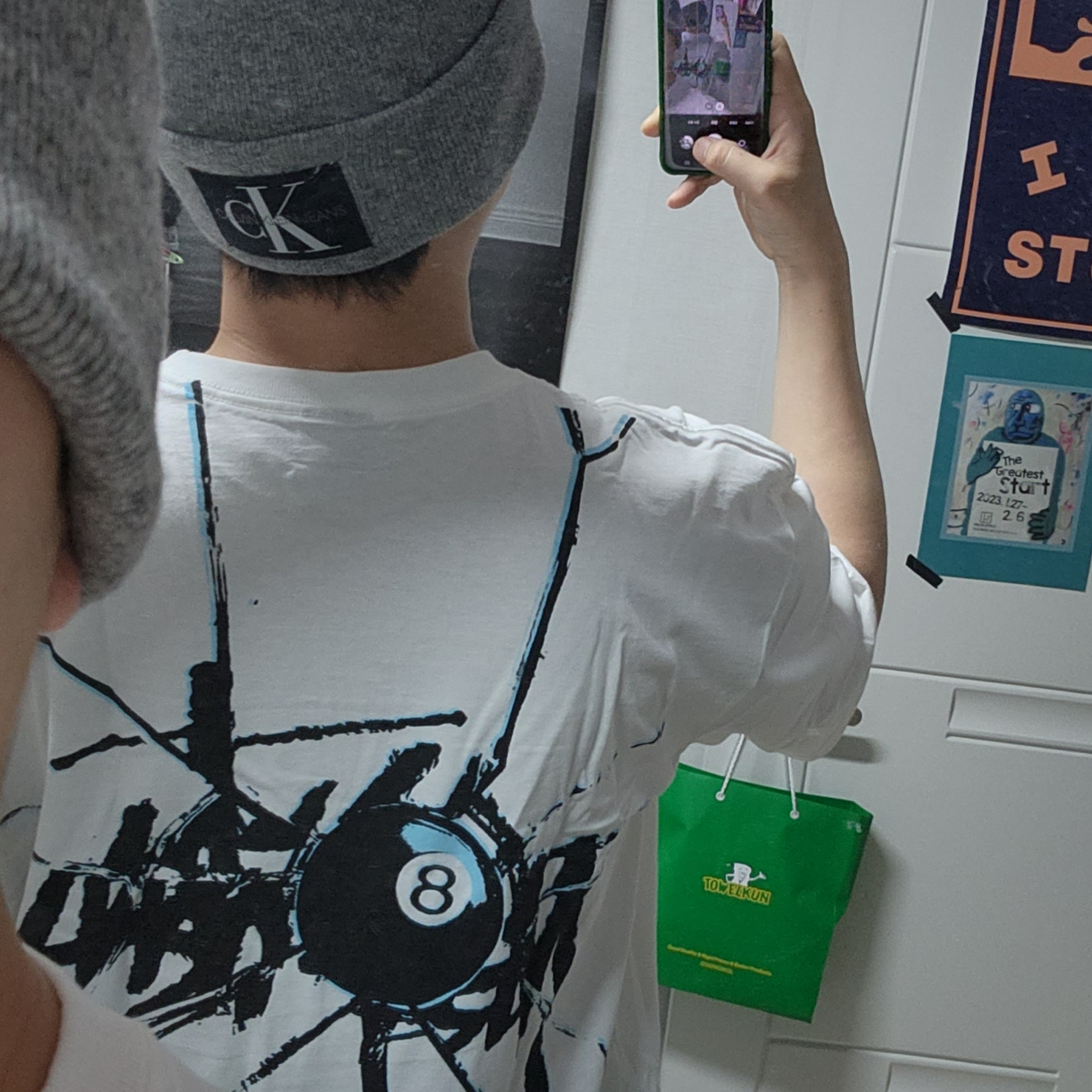 Stussy Shattered T-Shirt White 착용 스타일