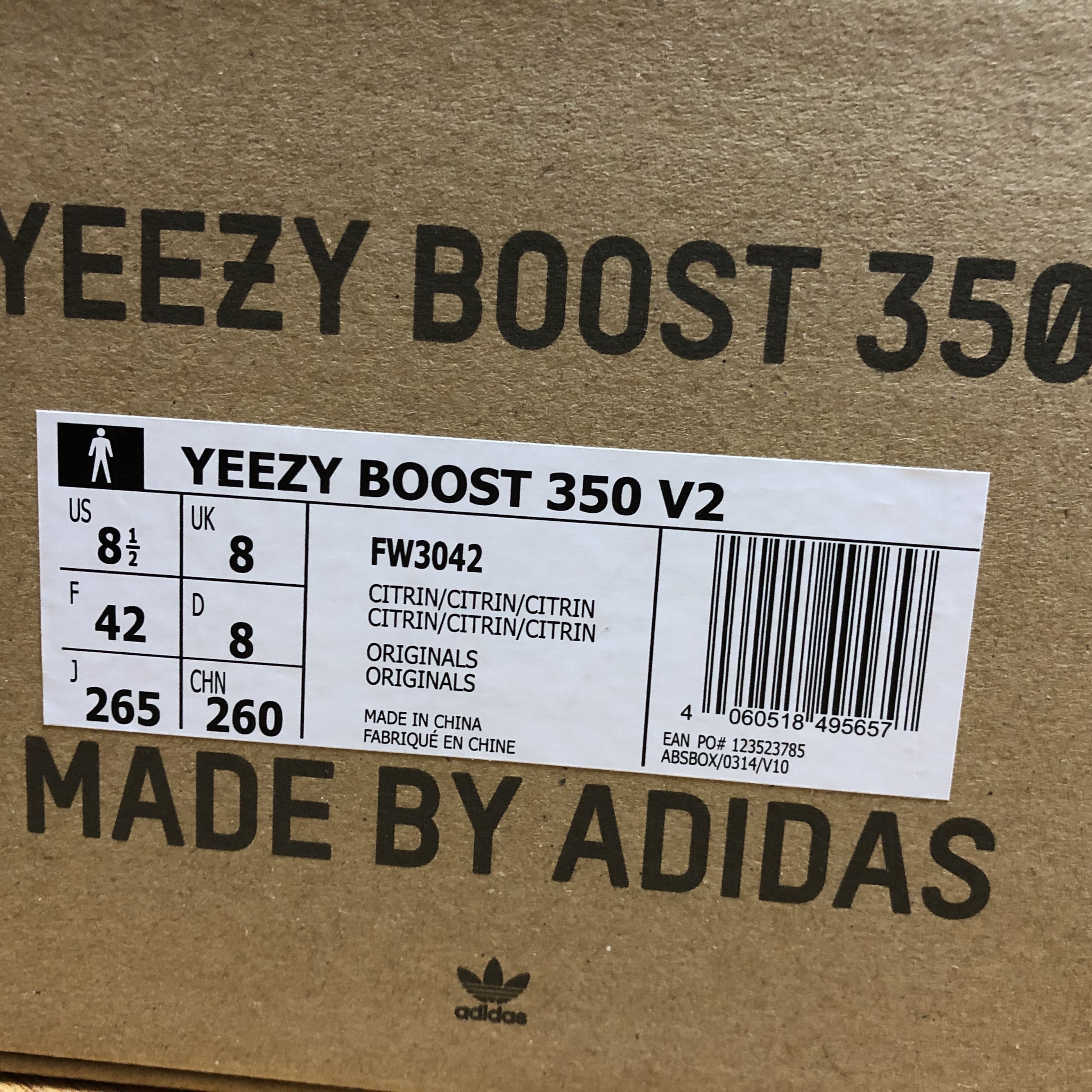 Adidas Yeezy Boost 350 V2 Citrin - Non-Reflective 착용 스타일 - 1