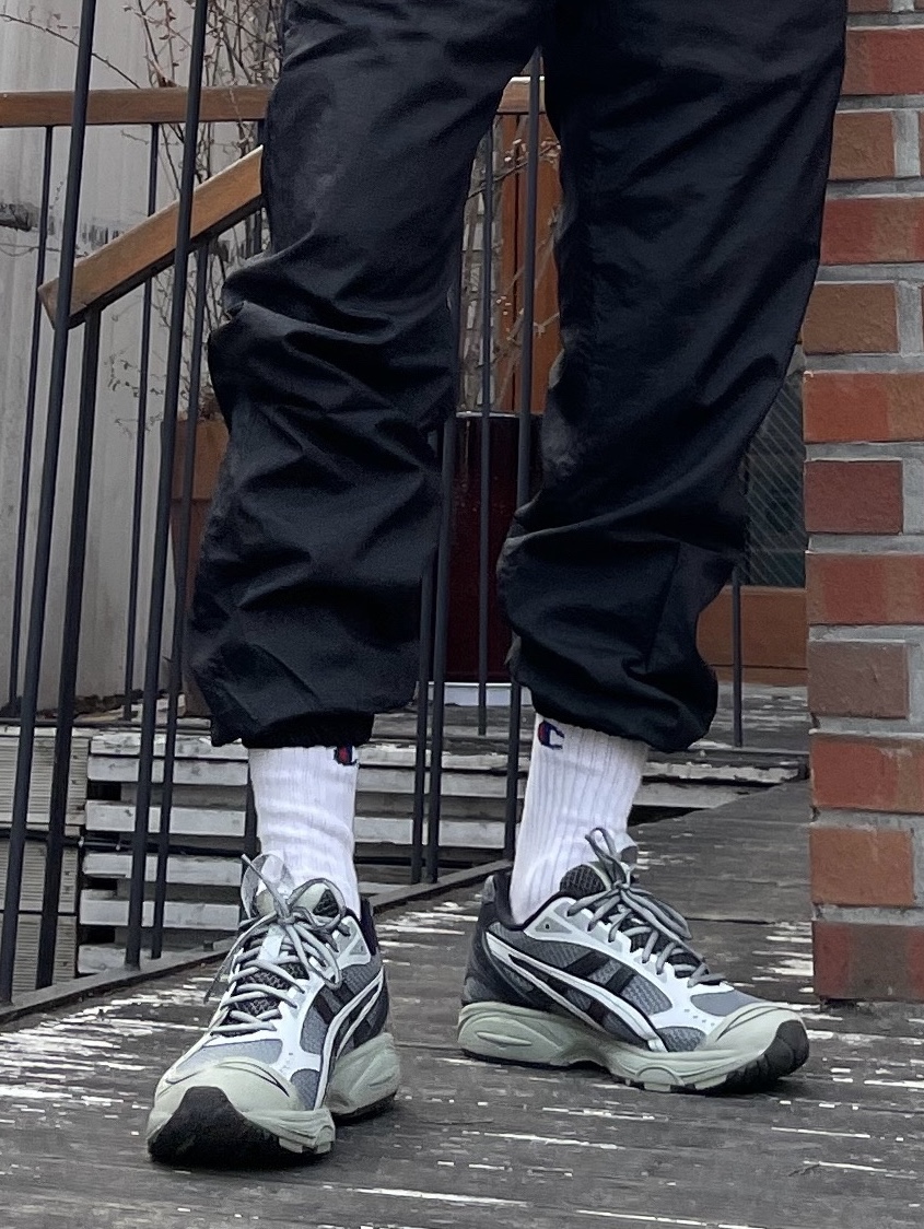 Asics UB1-S Gel-Kayano 14 Piedmont Grey 착용 스타일 - 5