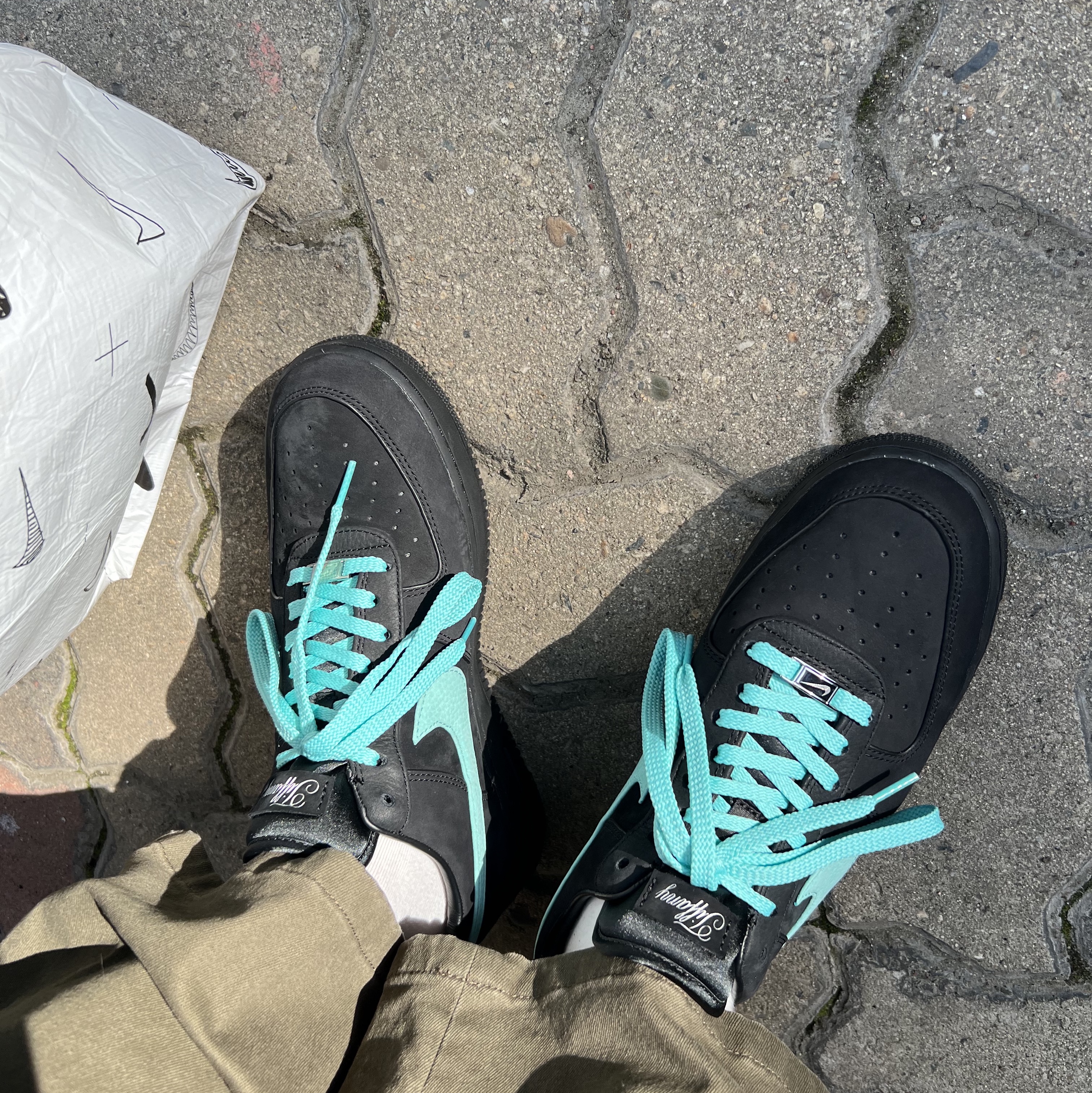 Nike x Tiffany & Co. Air Force 1 Low SP 1837 착용 스타일