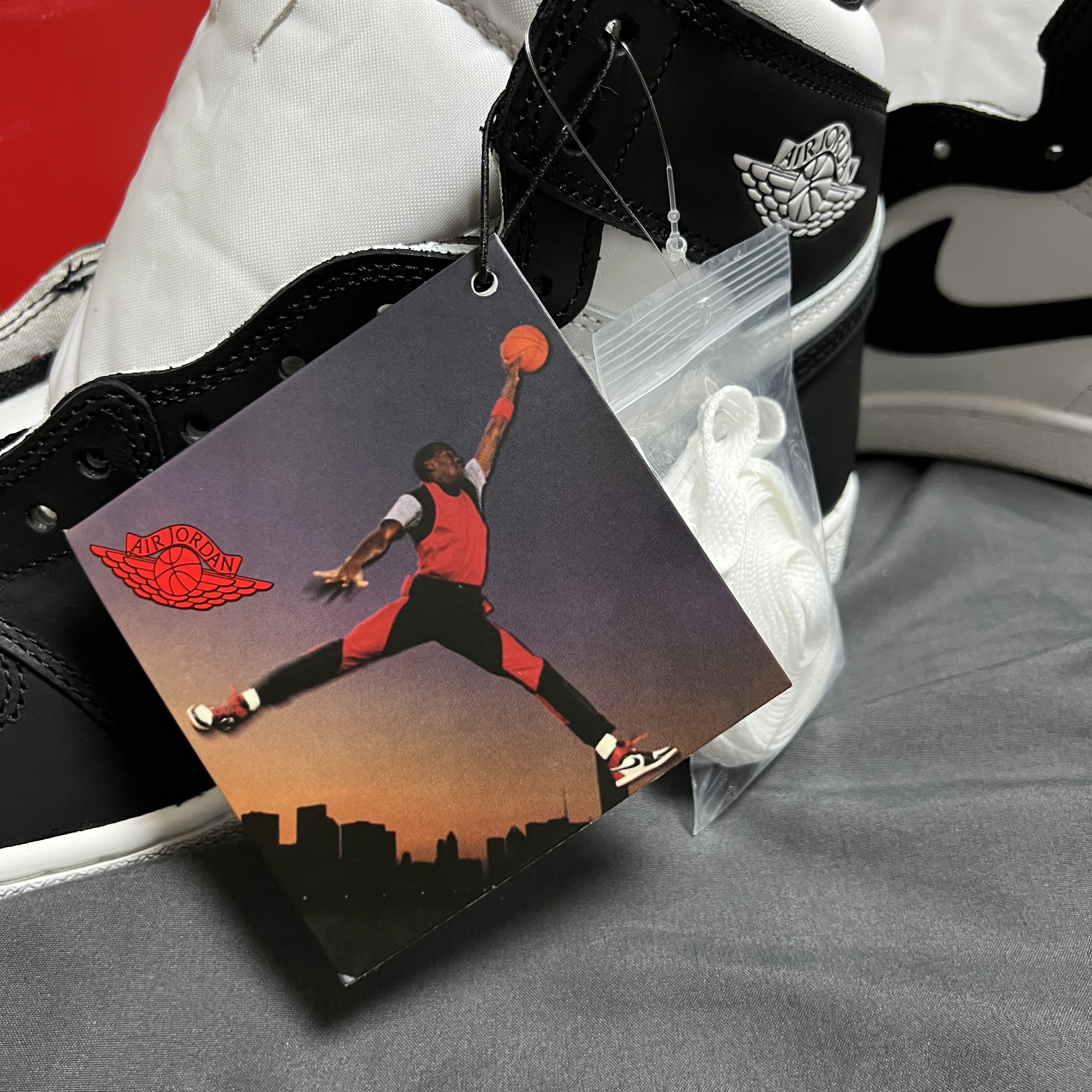 Jordan 1 High 85 Black White 착용 스타일 - 5
