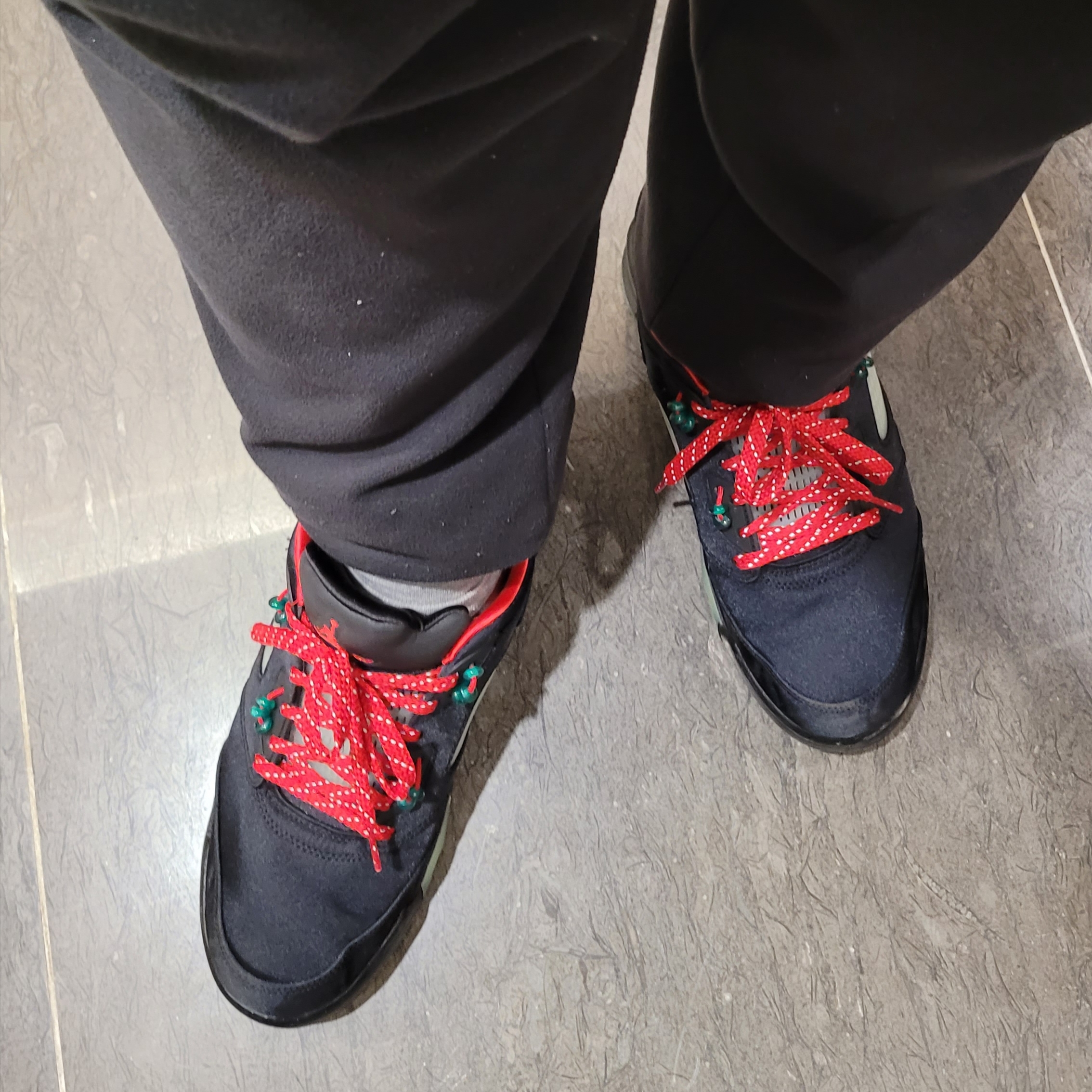 Jordan 5 x Clot Retro Low SP Anthracite 착용 스타일