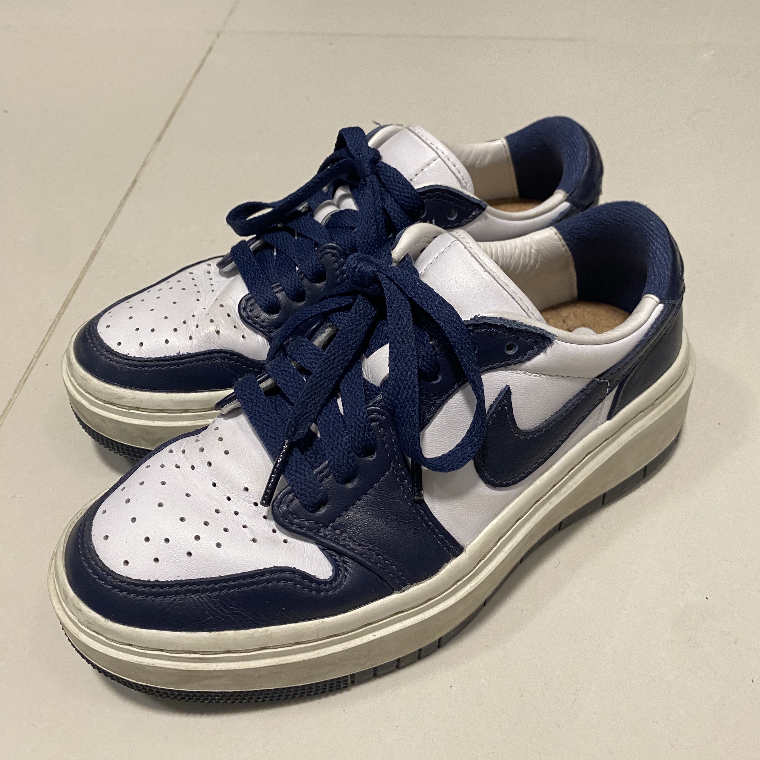 (W) Jordan 1 Elevate Low Midnight Navy 착용 스타일