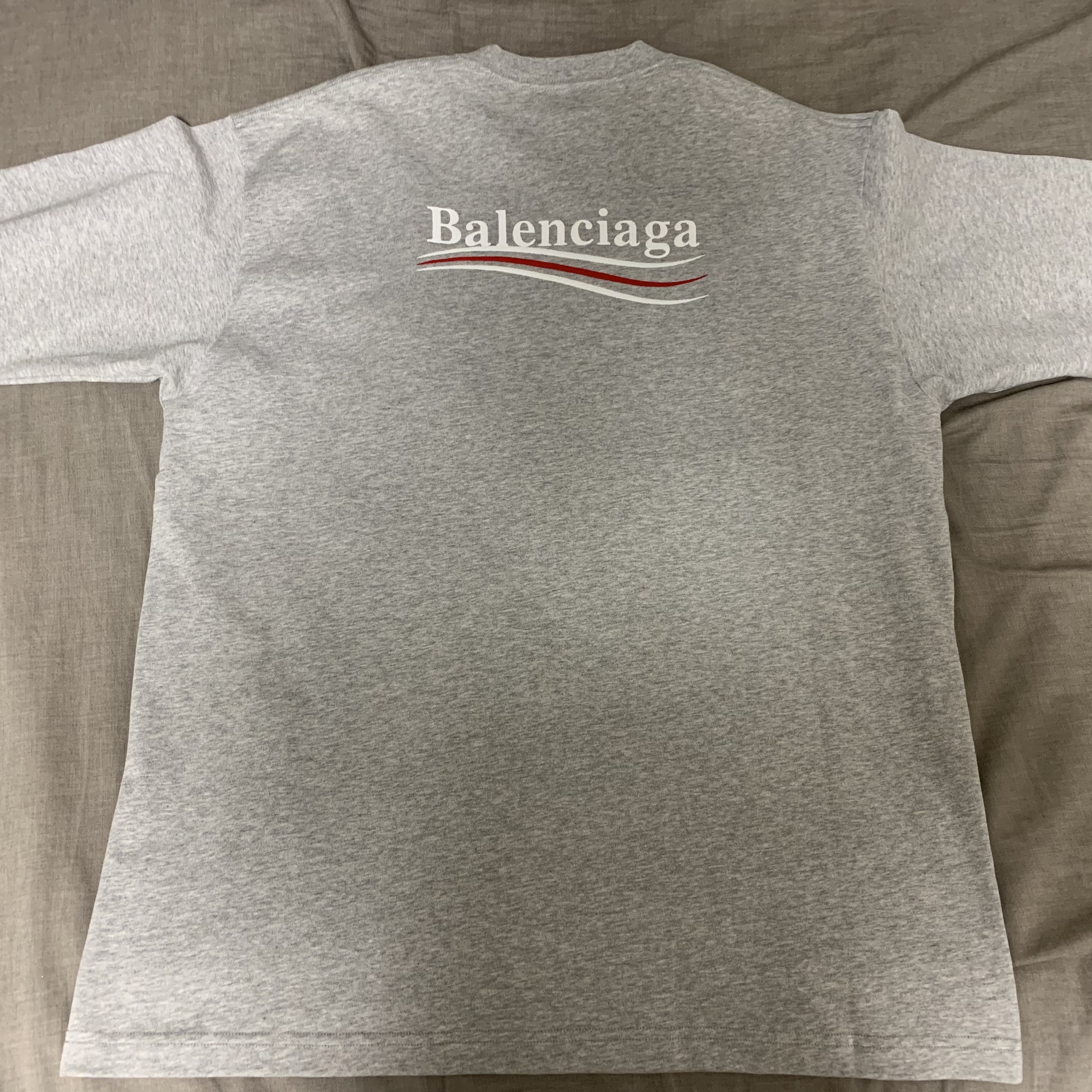Balenciaga Political Campaign Large Fit T-Shirt Grey Silver 착용 스타일 - 2