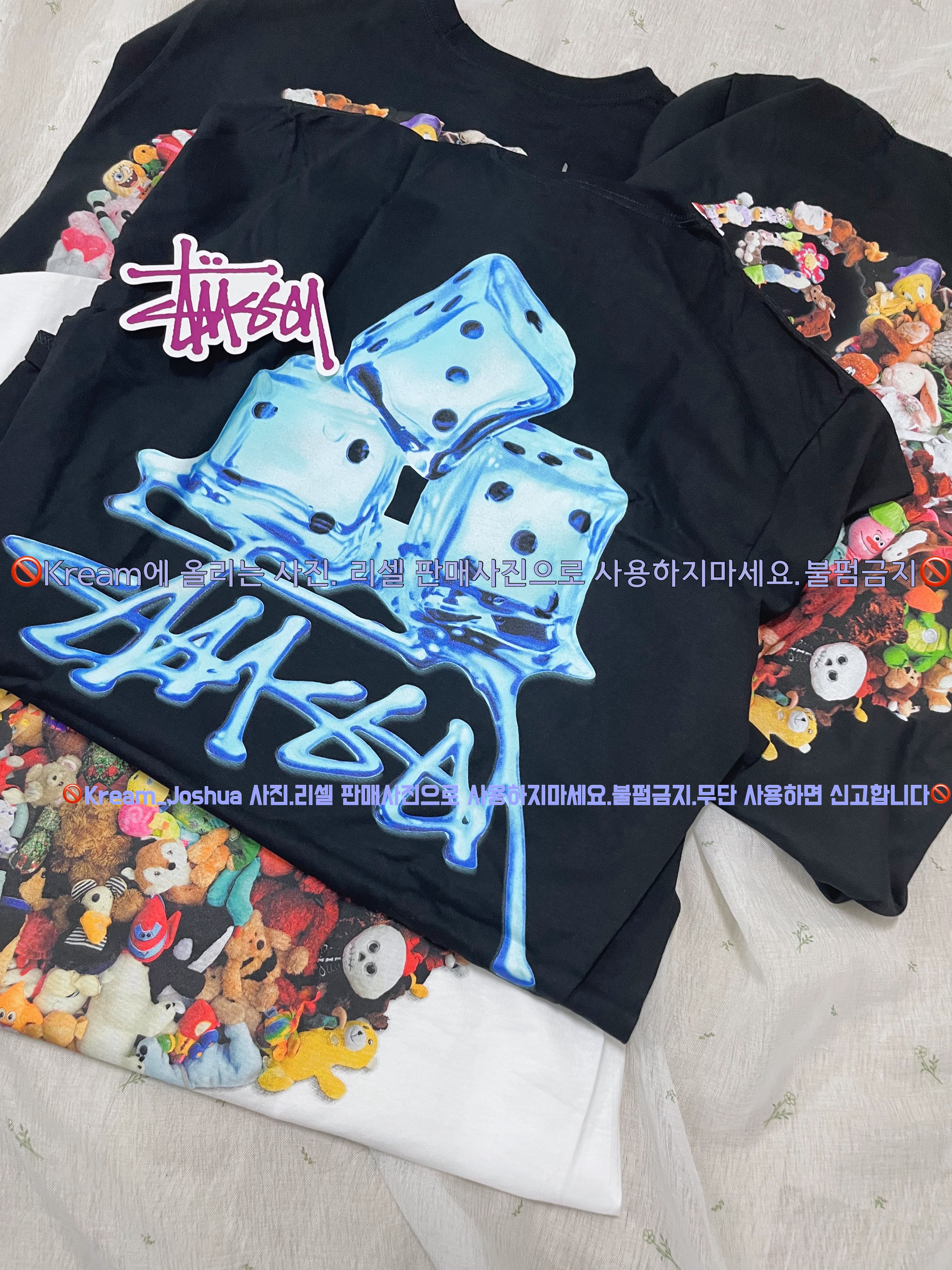 (W) Jordan 1 Mid Barely Rose, Stussy Plush T-Shirt Black 착용 스타일 - 5