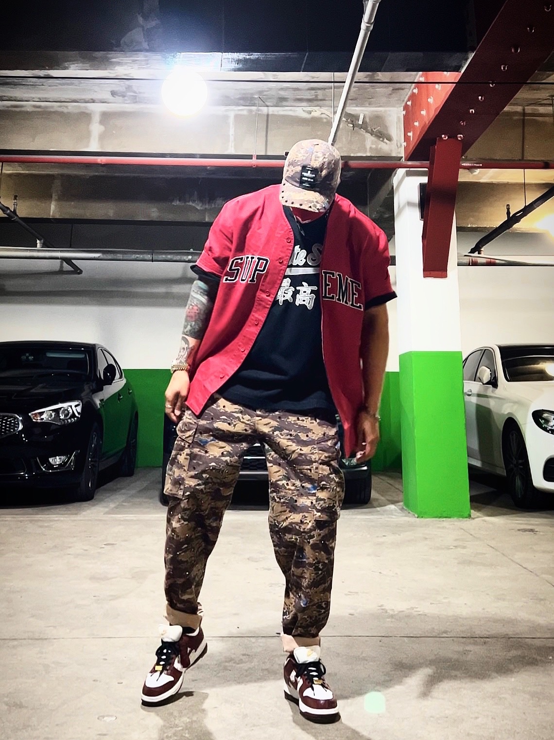 Supreme x Undercover Studded 6-Panel Brown Camo - 23SS, Supreme x Undercover Studded Cargo Pant Brown - 23SS 착용 스타일 - 3