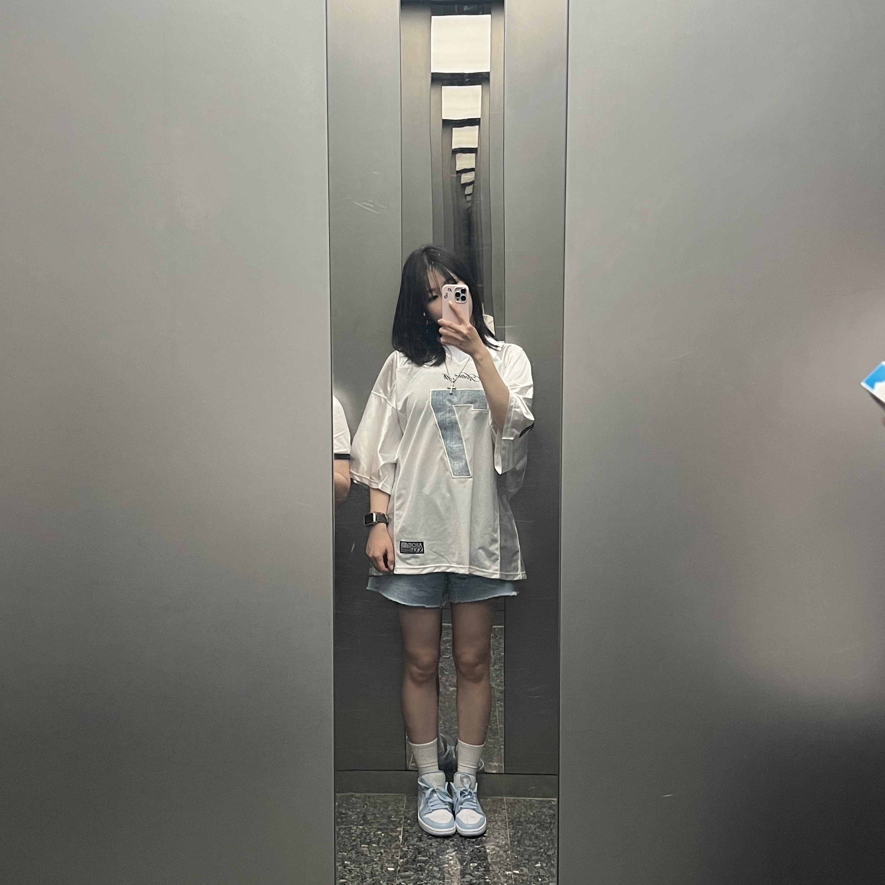 (W) Jordan 1 Low White Ice Blue 착용 스타일