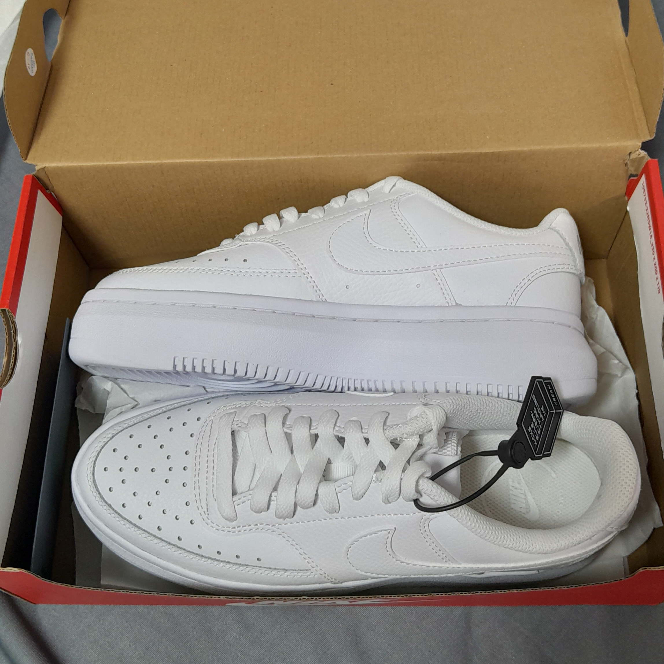 (W) Nike Court Vision Alta White 착용 스타일