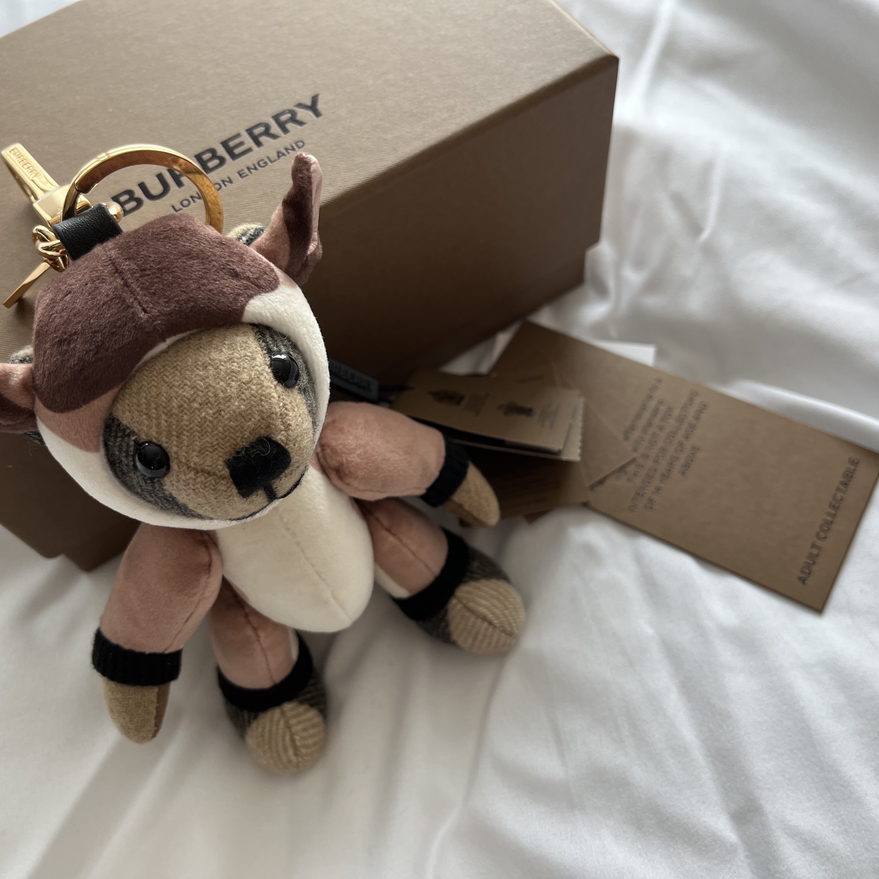 Burberry Deer Costume Thomas Bear Charm Archive Beige 착용 스타일 - 1