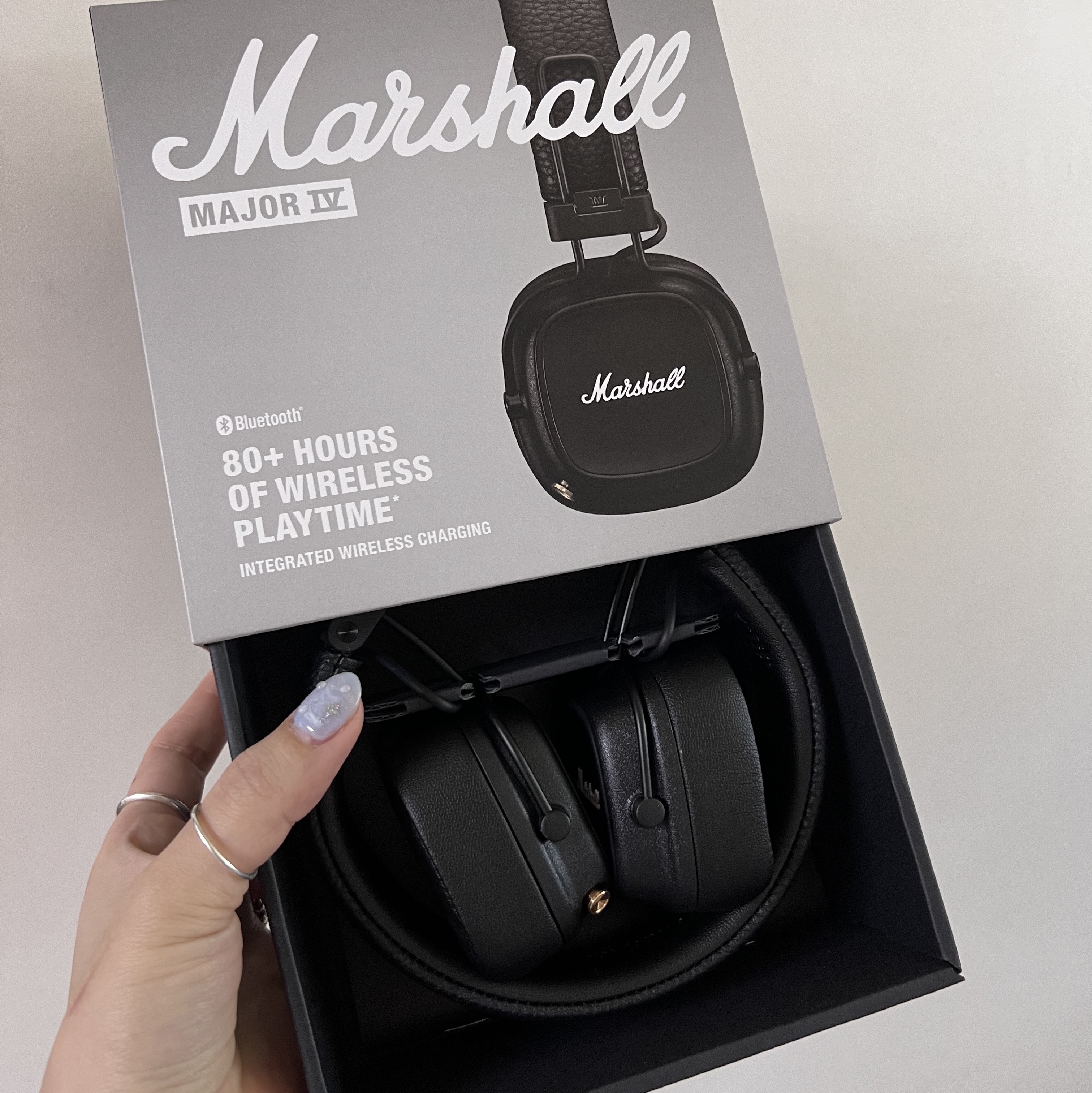 Marshall Major IV Black (Korean Ver.) 착용 스타일 - 2
