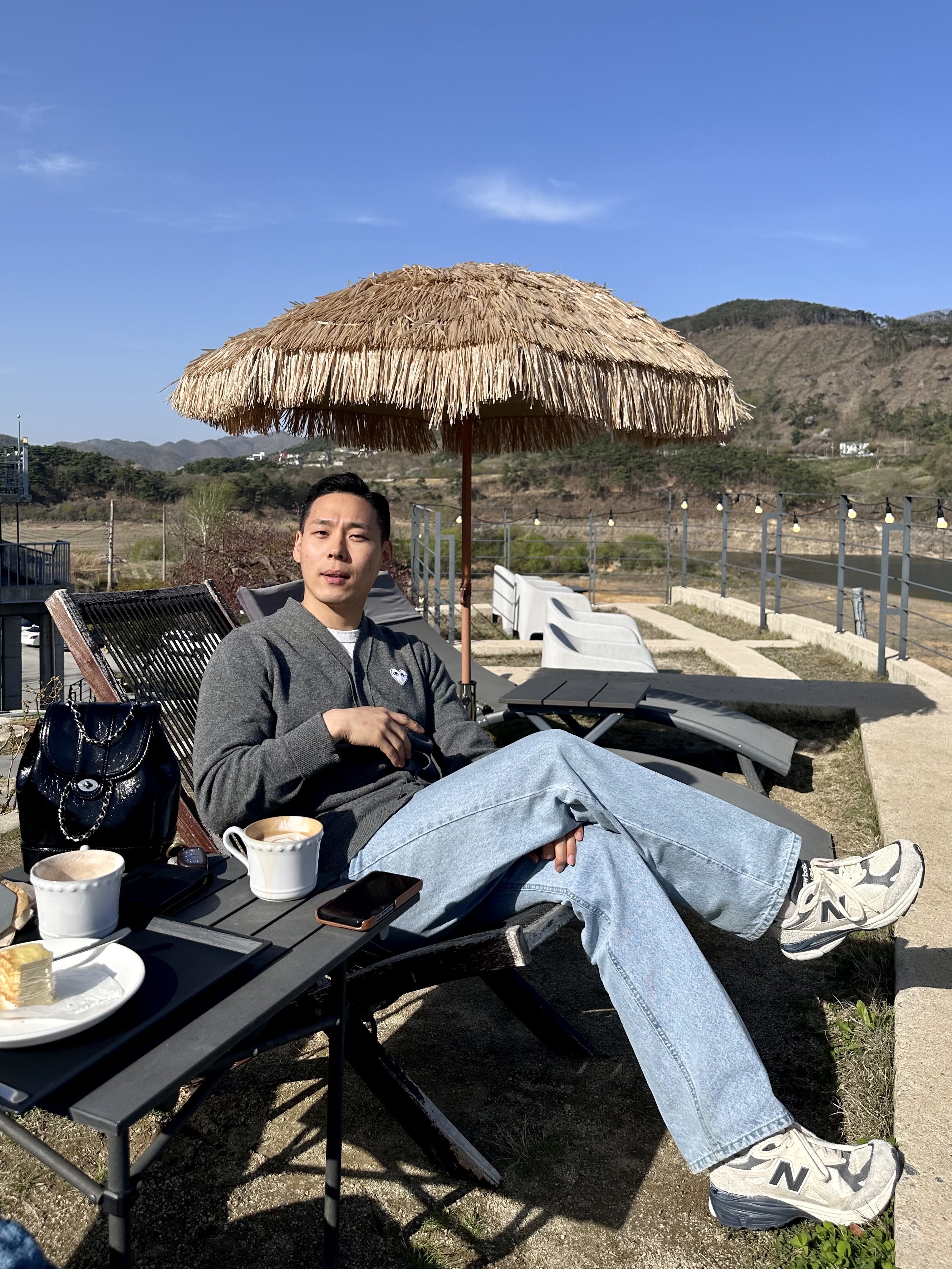 뉴발란스 990v3 메이드 인 USA 문빔 마카다미아 넛 착용 스타일