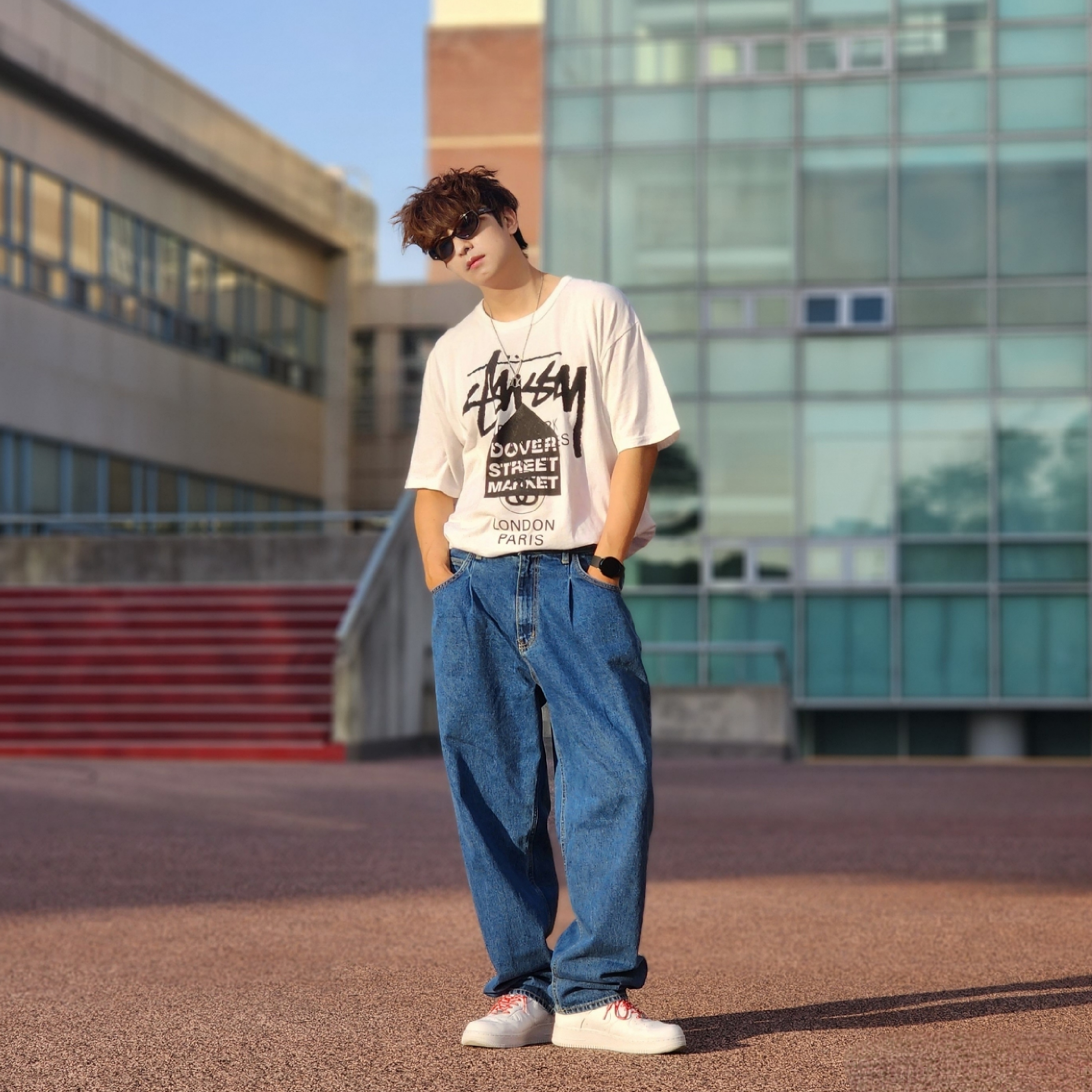 Stussy DSM World Tour T-Shirt White, Nike x Supreme Air Force 1 Low White 착용 스타일 - 5