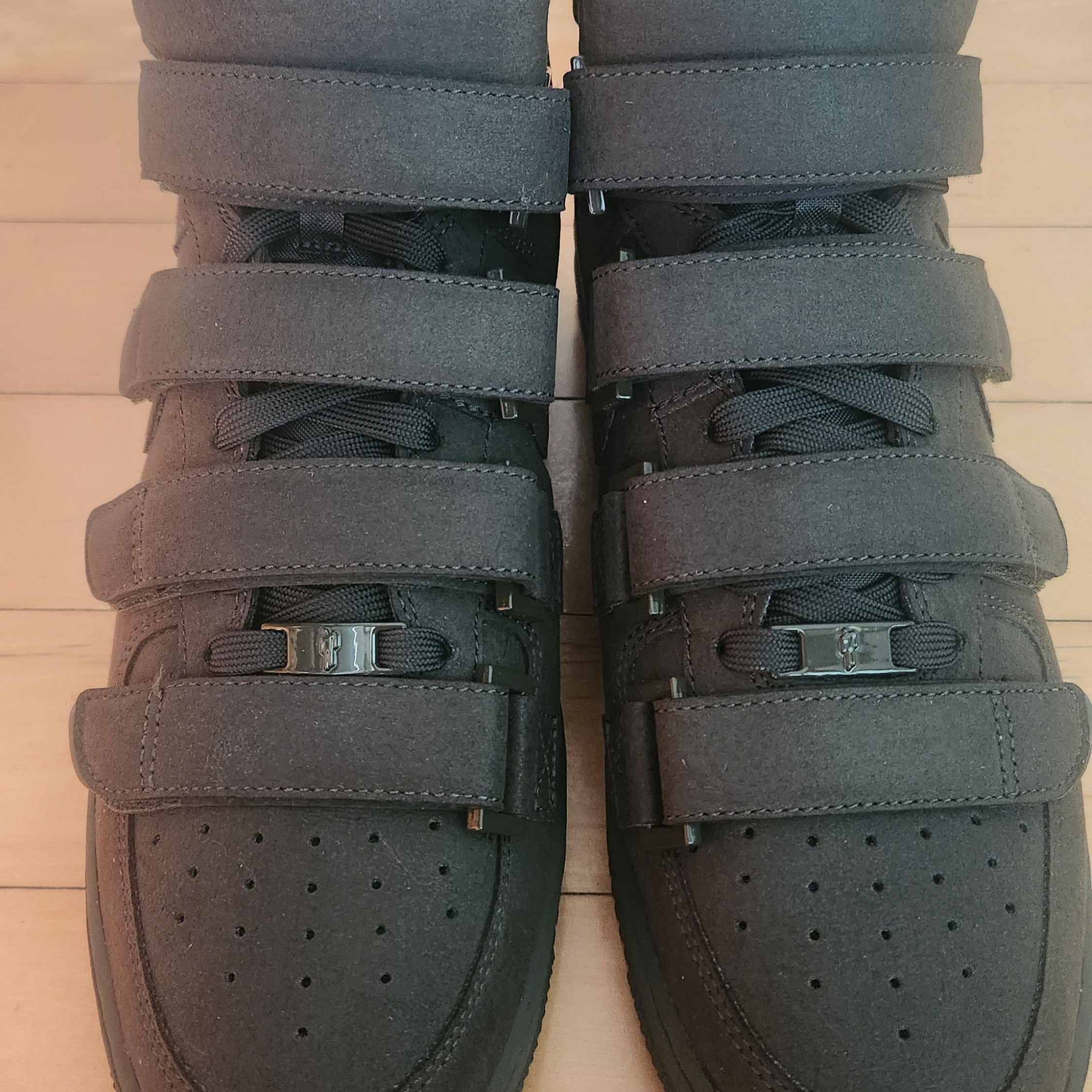 Nike x Billie Eilish Air Force 1 High '07 SP Sequoia 착용 스타일 - 2