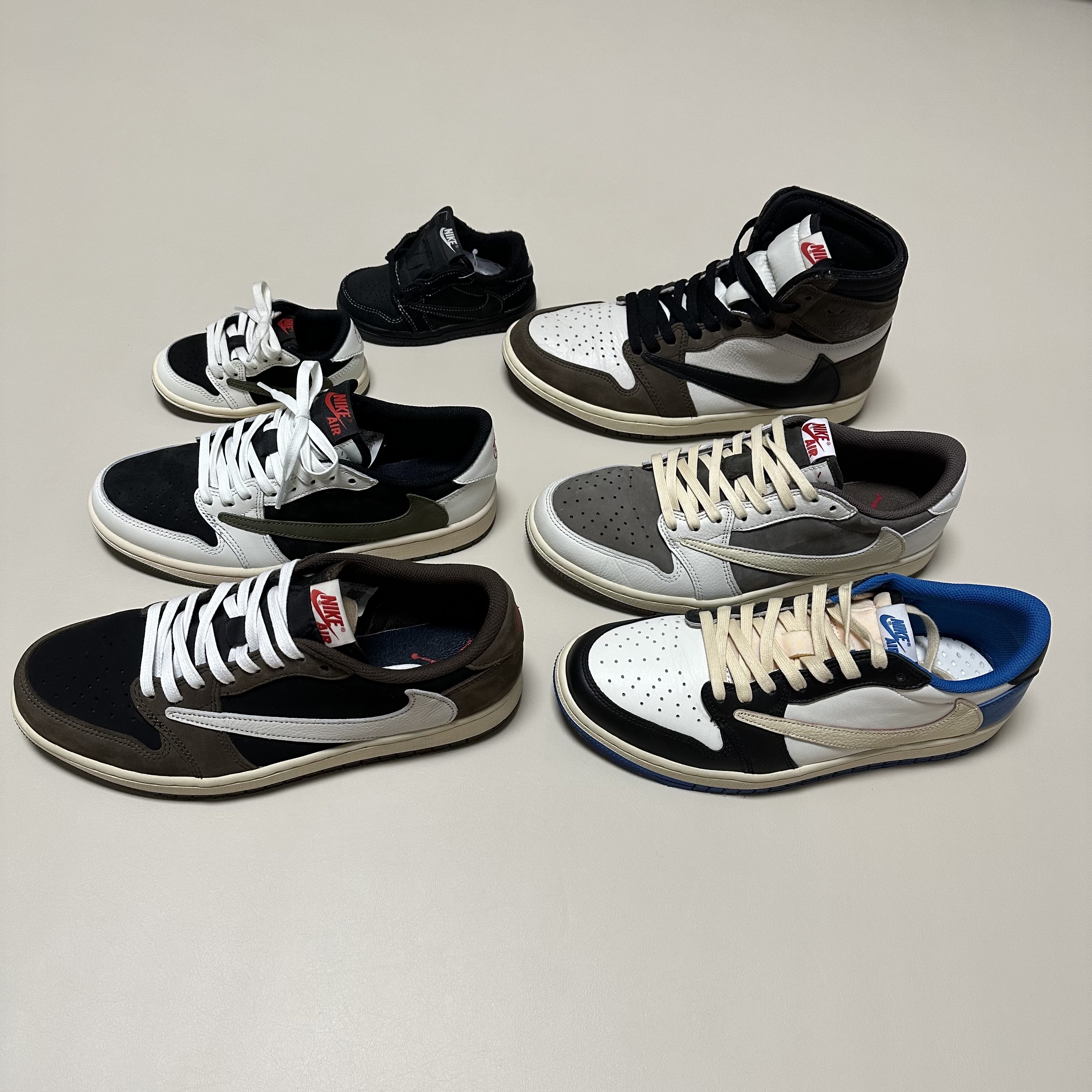 (W) Jordan 1 x Travis Scott Retro Low OG SP Medium Olive, Jordan 1 x Travis Scott Retro Low OG SP Sail and Ridgerock 착용 스타일 - 2