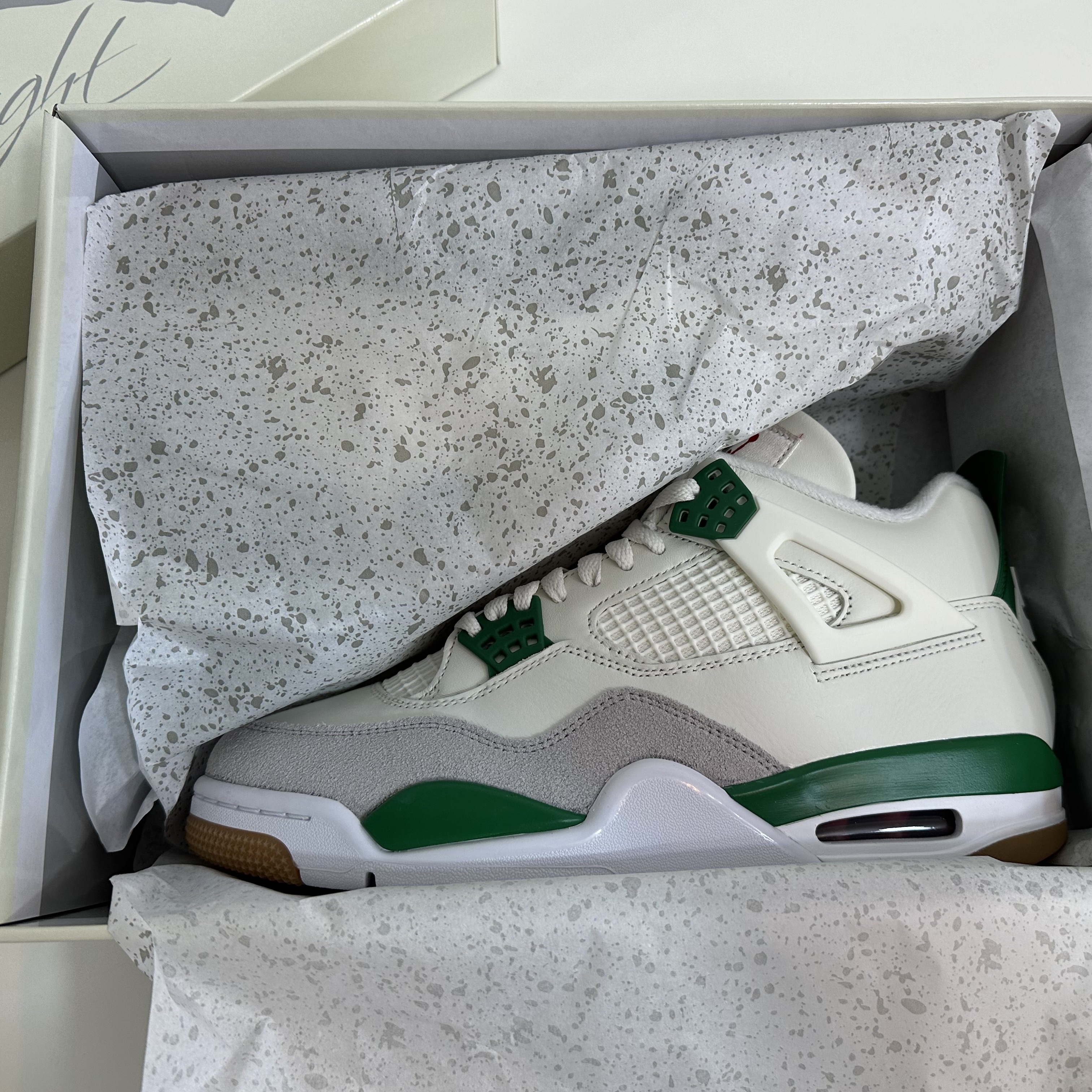 Jordan 4 x Nike SB Retro SP Pine Green 착용 스타일 - 4