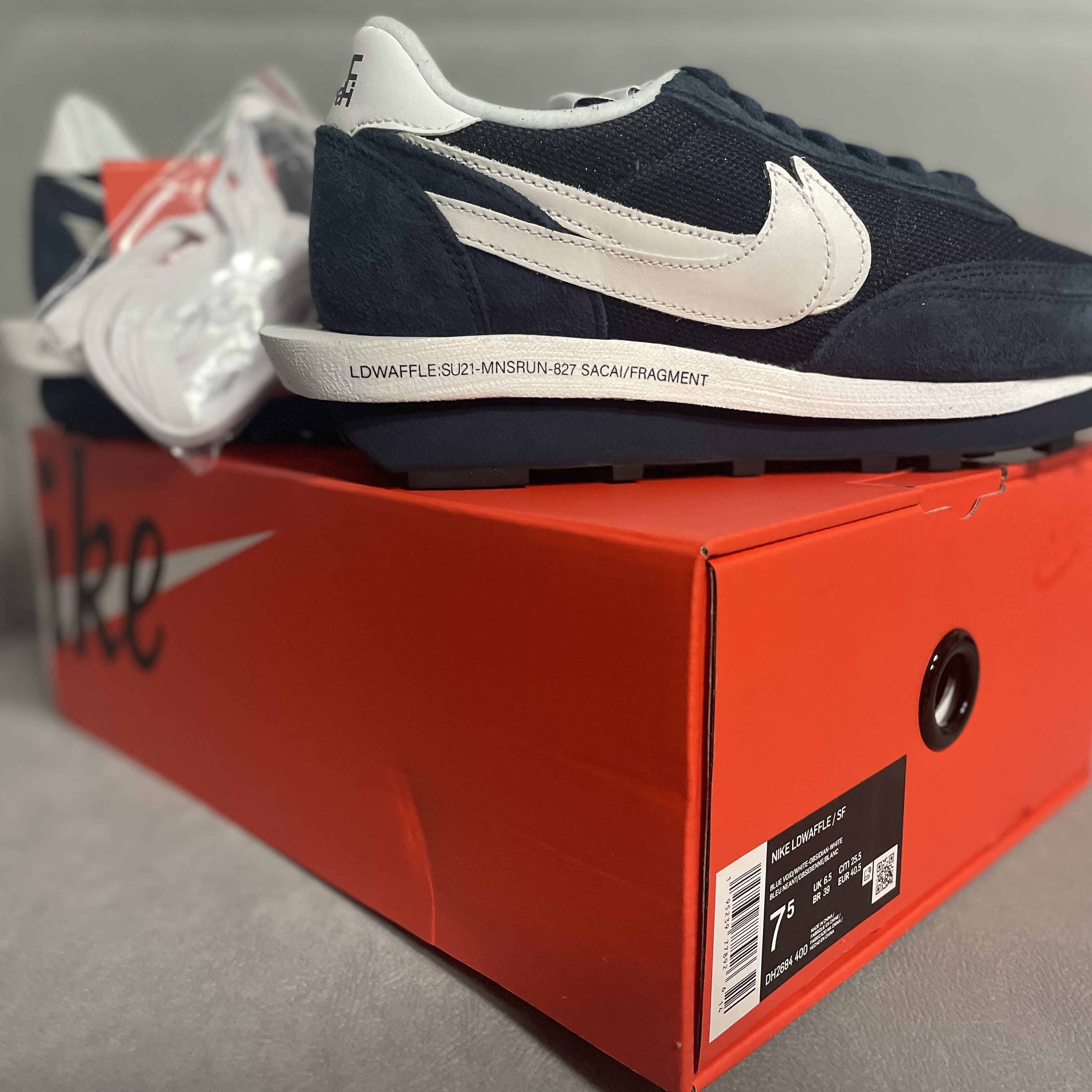 Nike x Sacai x Fragment LDWaffle Blackened Blue 착용 스타일 - 2