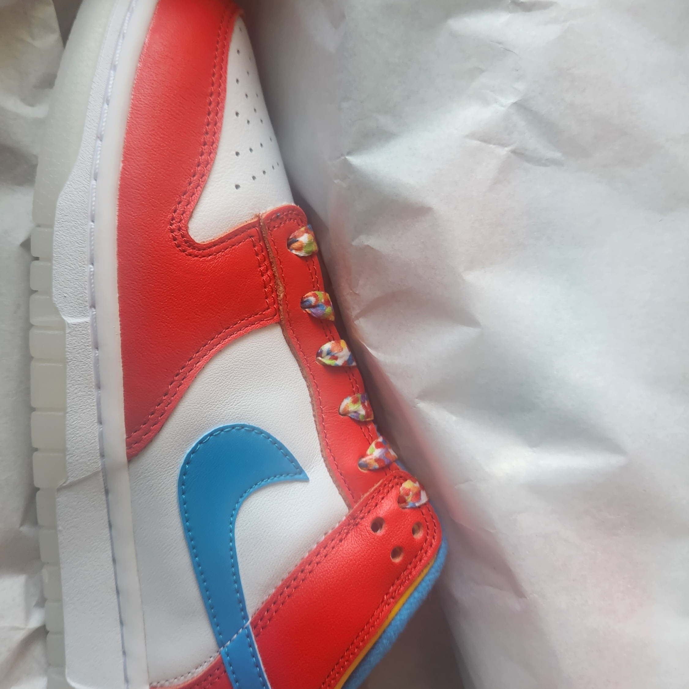 Nike x LeBron James x Fruity Pebbles Dunk Low QS Habanero Red 착용 스타일 - 1