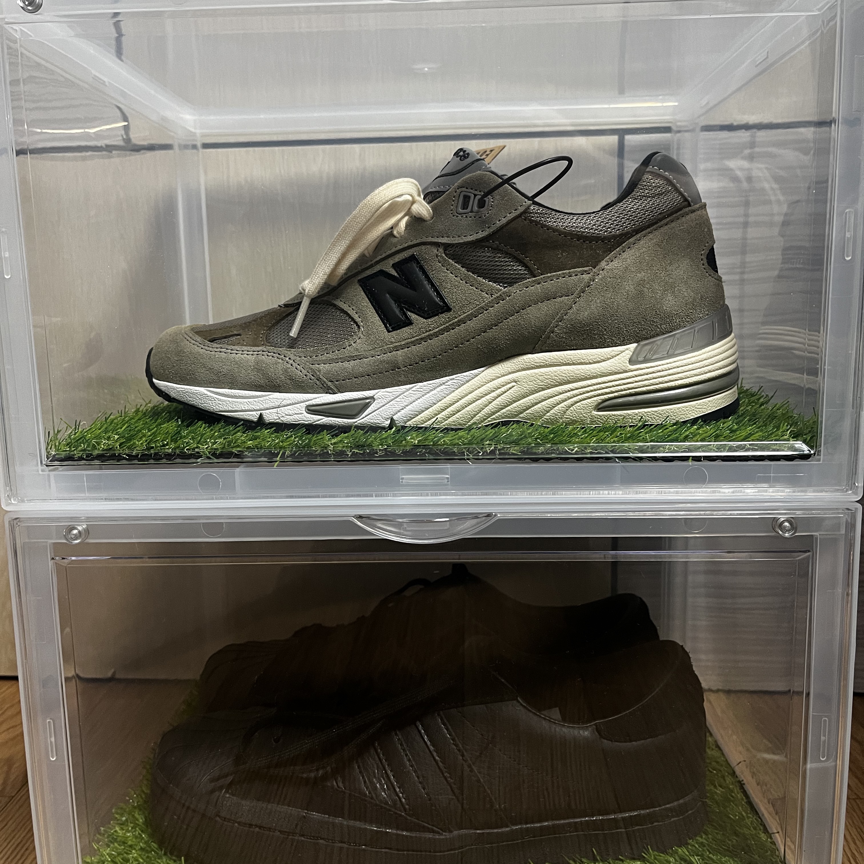 New Balance x JJJJound 991 Made in UK Grey, Y-3 Yohji Star Triple Black 착용 스타일