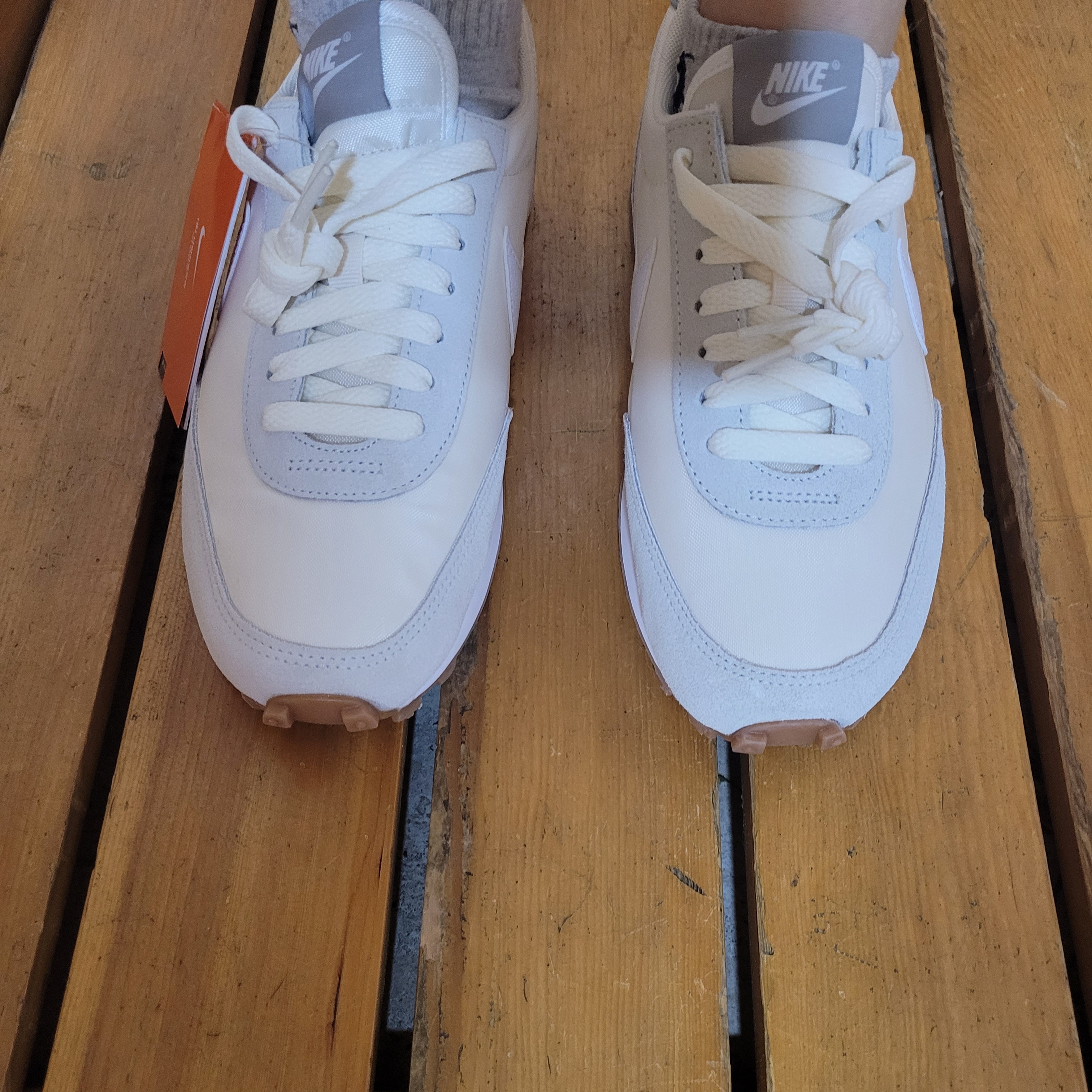 (W) Nike Daybreak Summit White 착용 스타일
