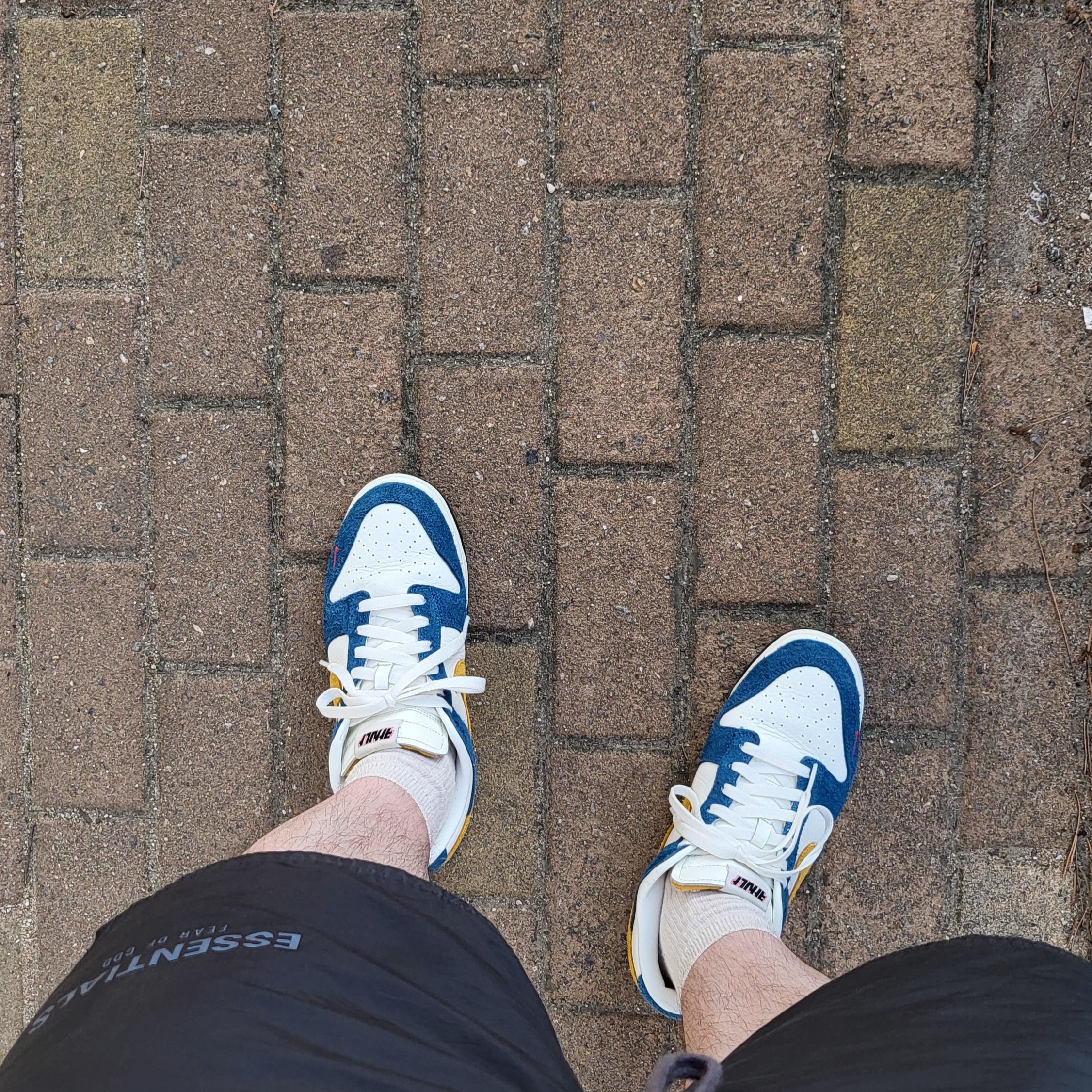 Nike x Kasina Dunk Low 80's Bus 착용 스타일