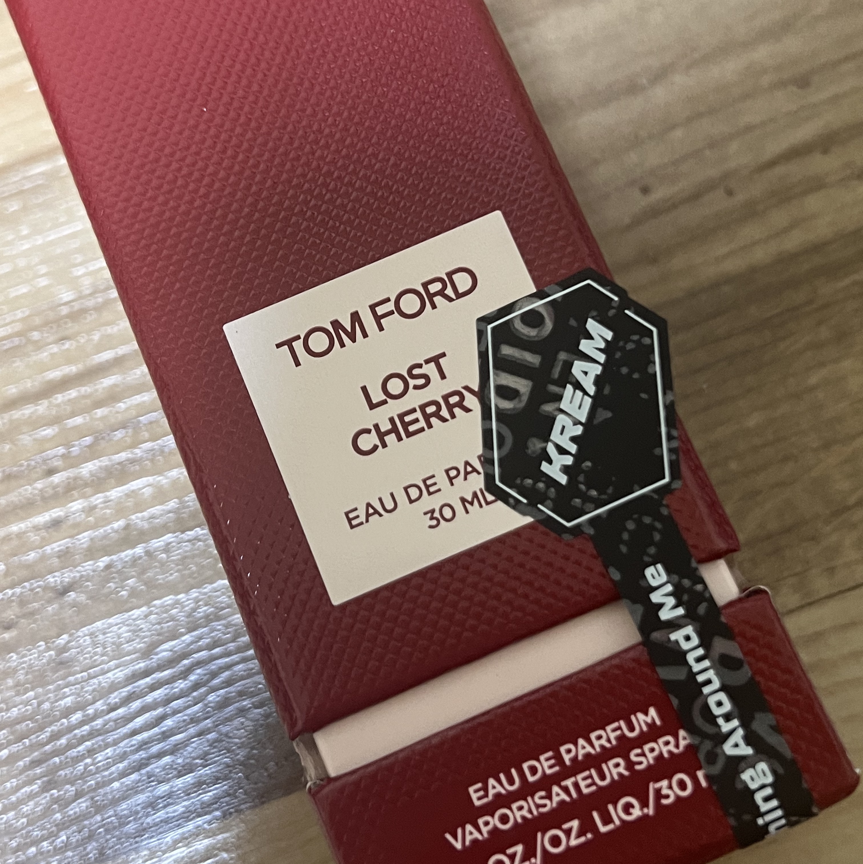 Tom Ford Lost Cherry Eau De Parfum 30ml 착용 스타일