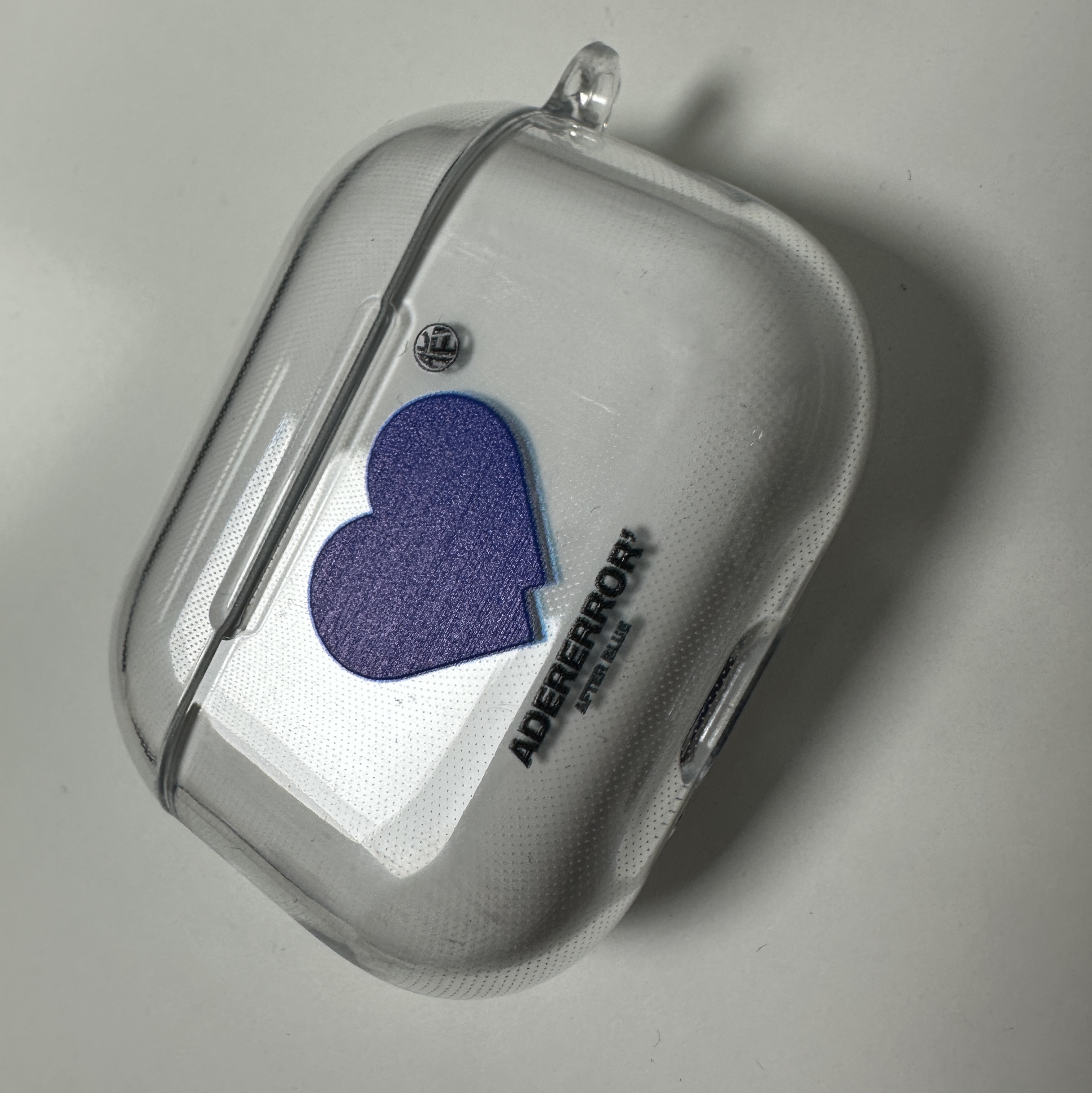 Ader Error Twin Heart AirPods Pro Hard Case Clear 착용 스타일