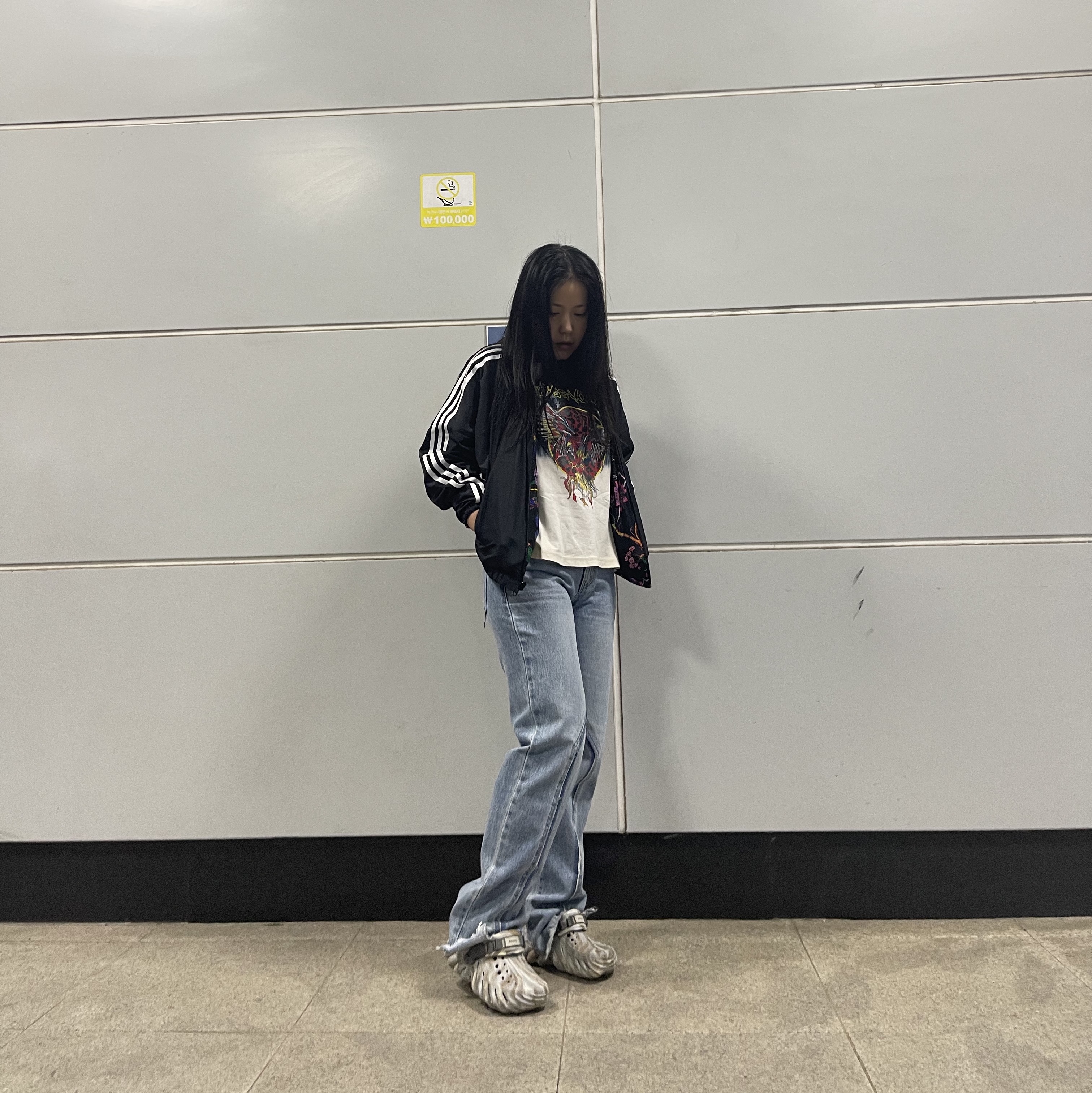 크록스 에코 마블드 클로그 본 멀티 착용 스타일