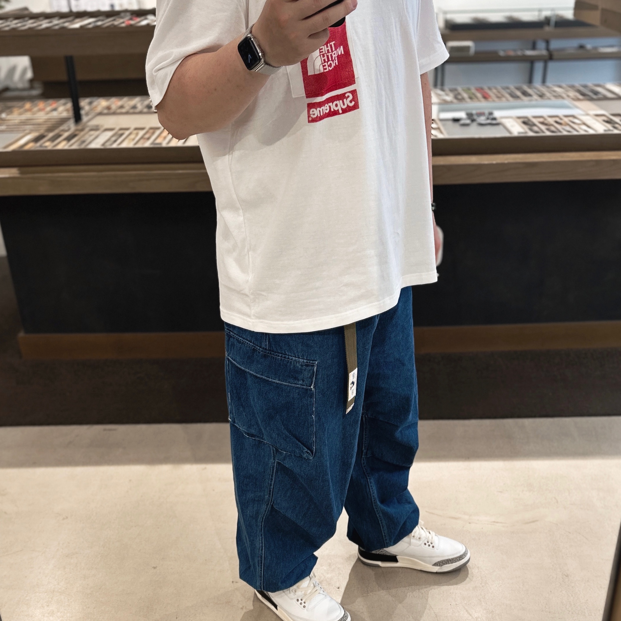 Supreme x The North Face Printed Pocket T-Shirt White - 23SS, Jordan 3 Retro White Cement Reimagined 착용 스타일