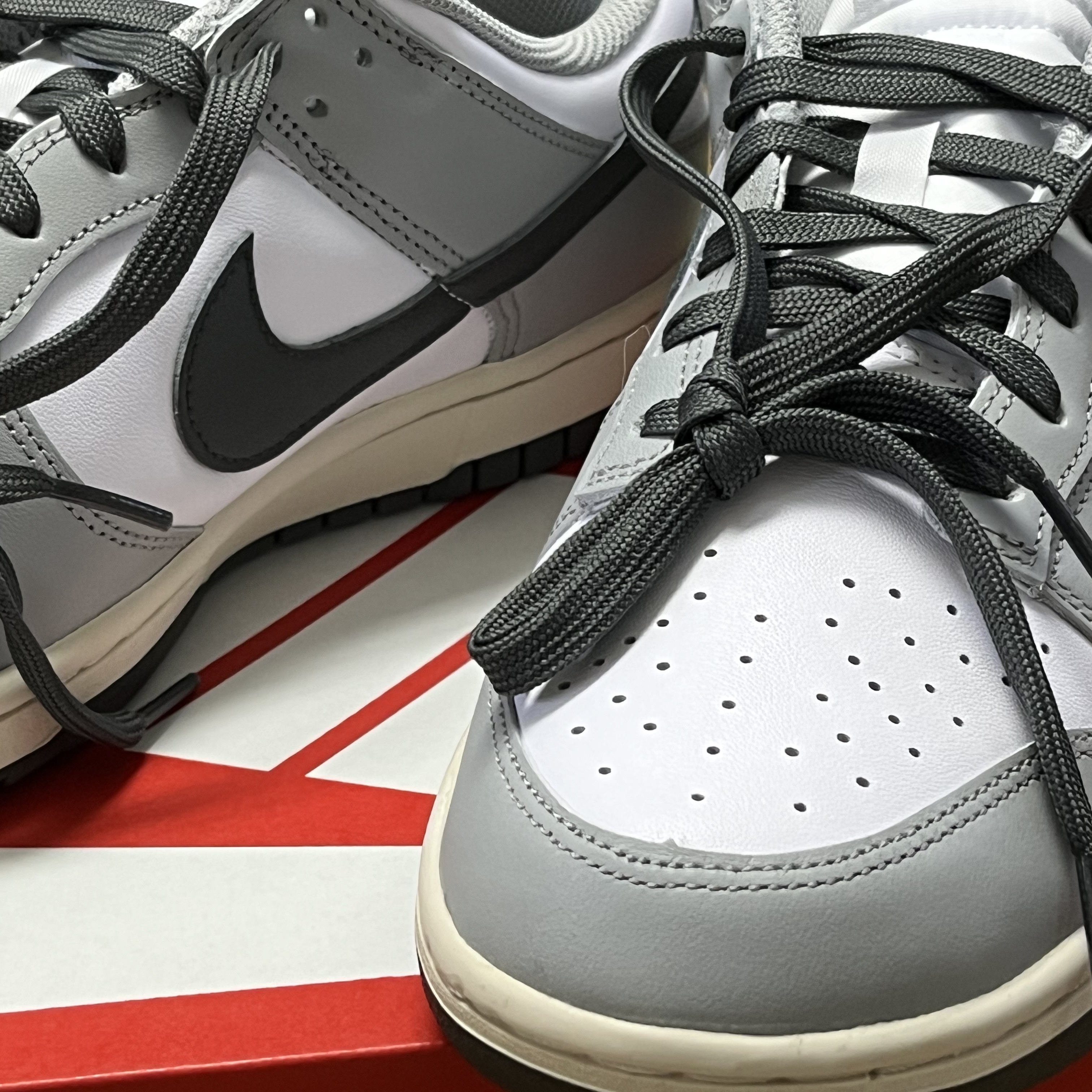 (W) Nike Dunk Low Light Smoke Grey 착용 스타일