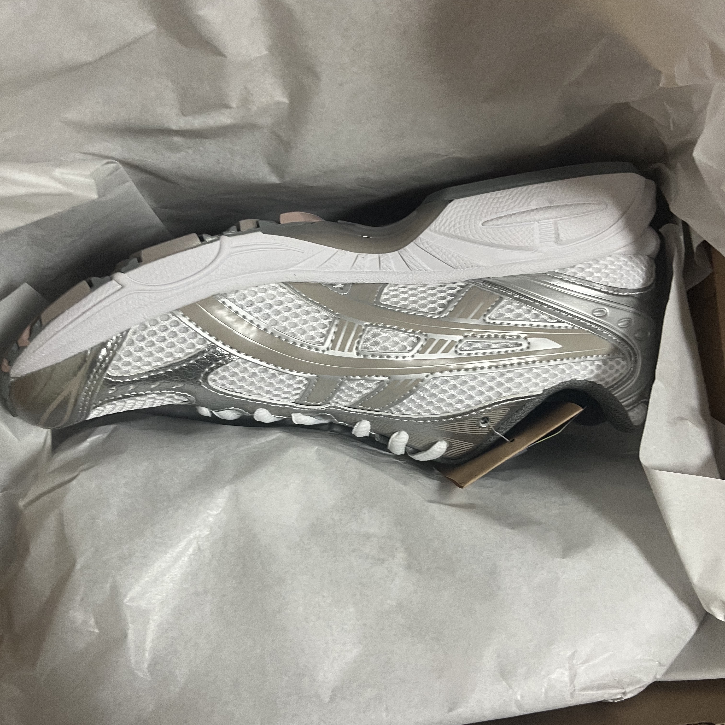 (W) Asics Gel-Kayano 14 White Moonrock 착용 스타일